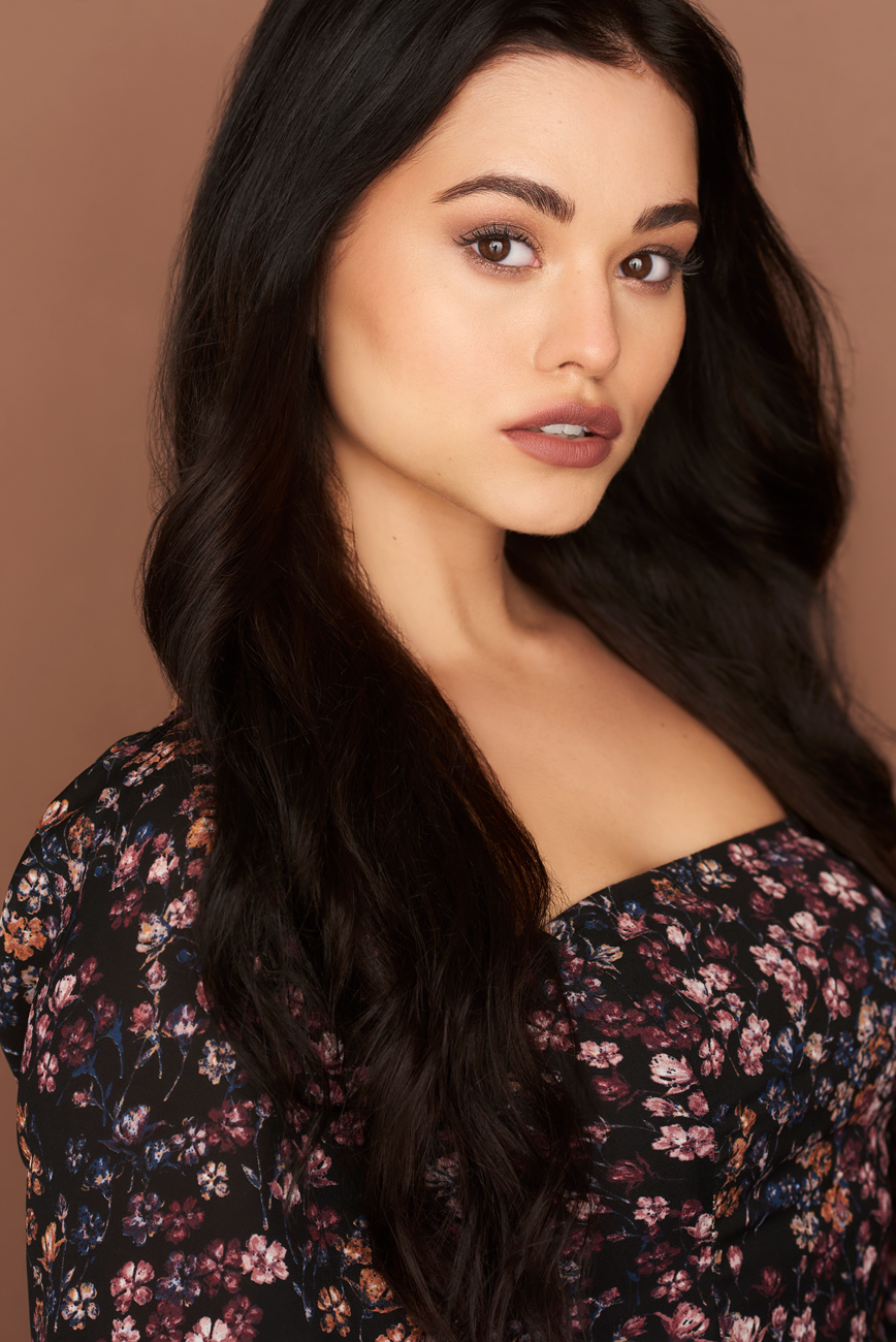 actor Ariel Yasmine large photo