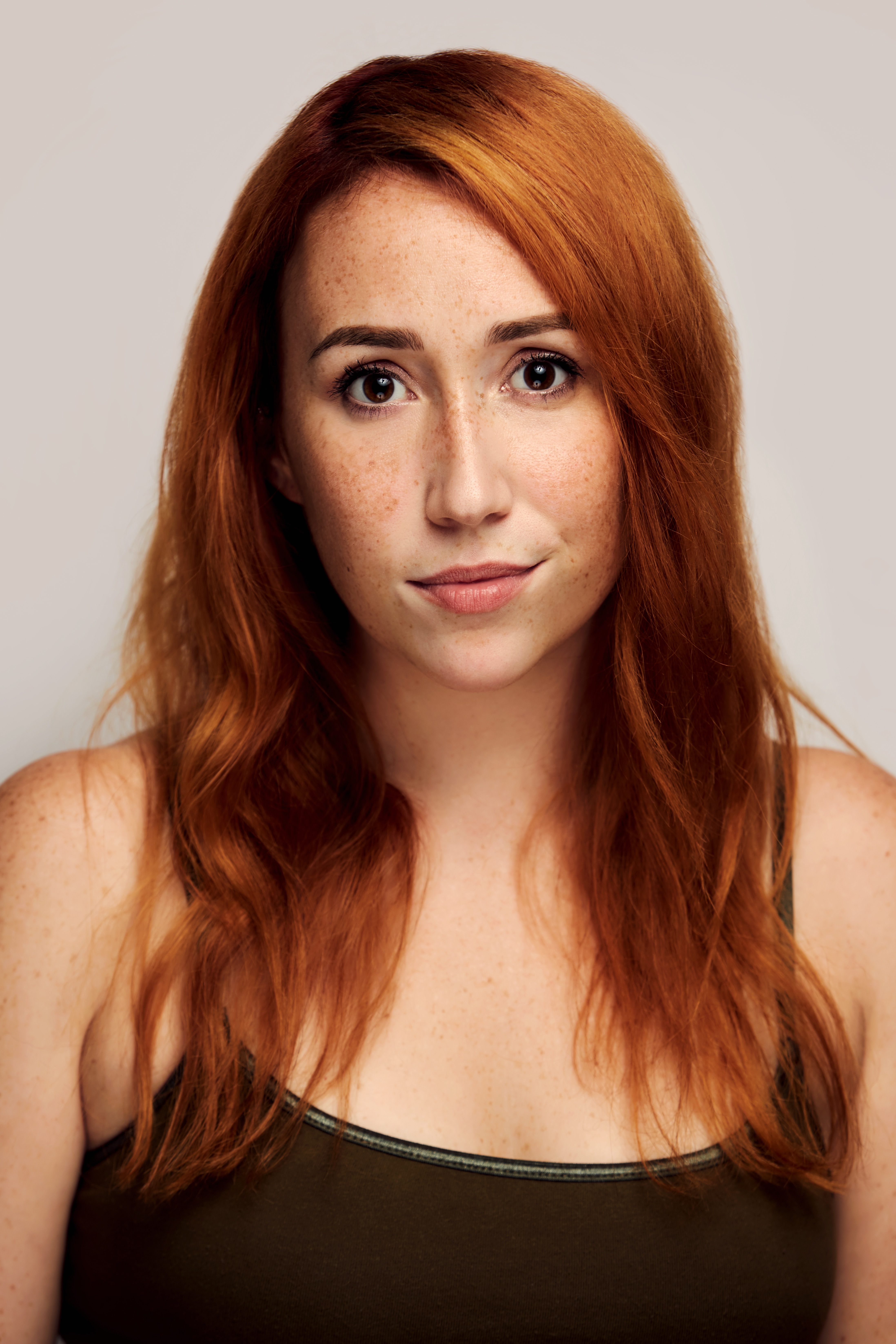 actor Kayla Harrity large photo