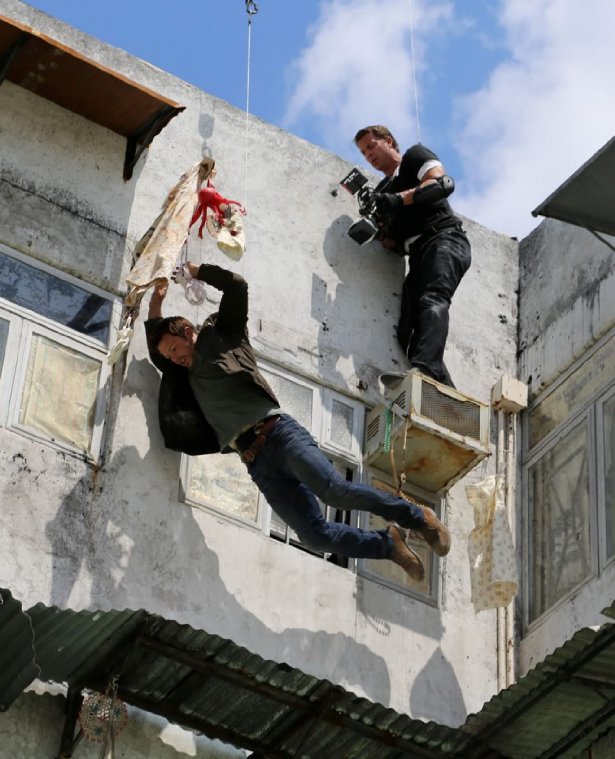 actor Dan Mast large photo