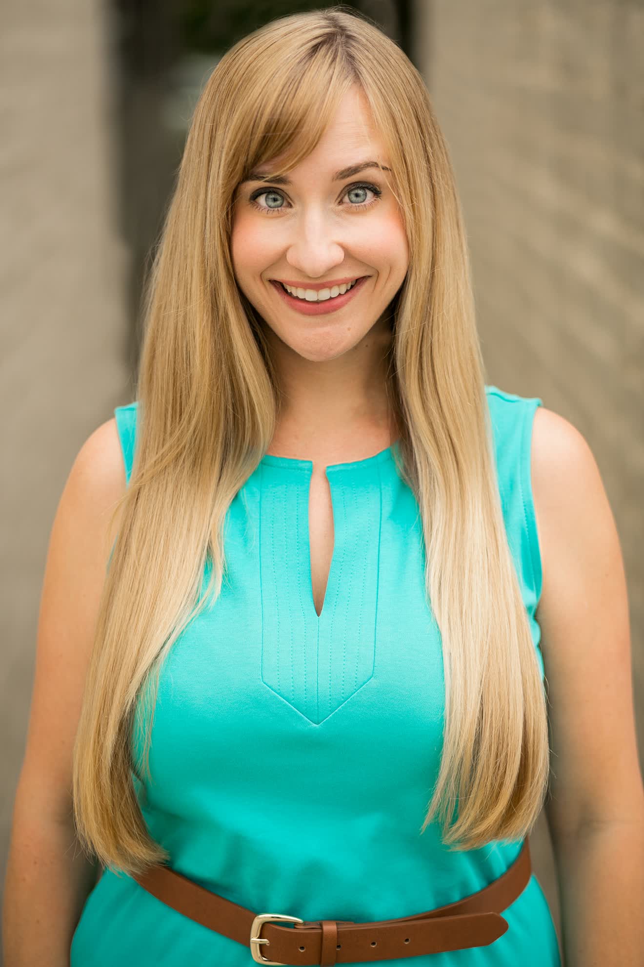 actor Emily Bridges large photo