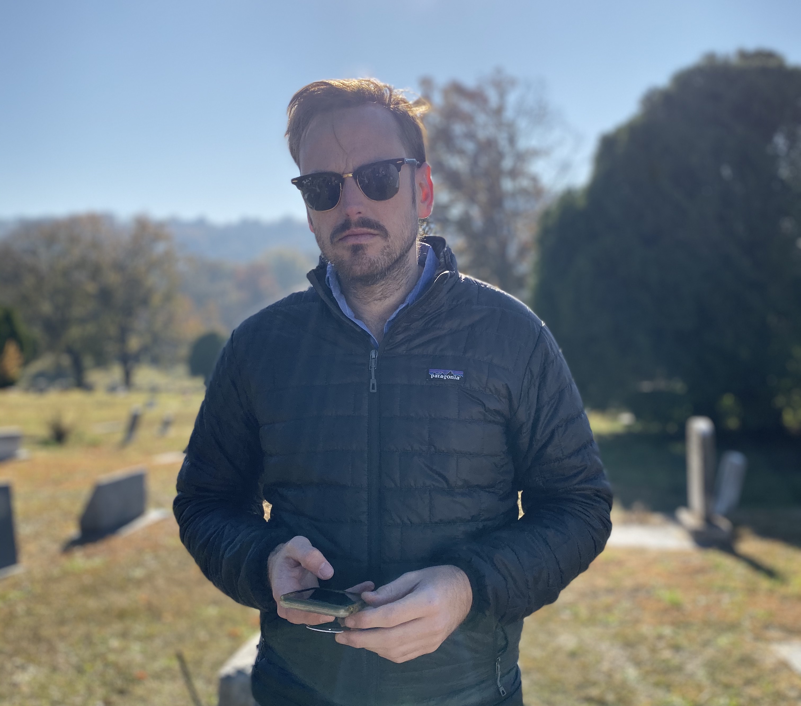 actor Elliott Barker large photo