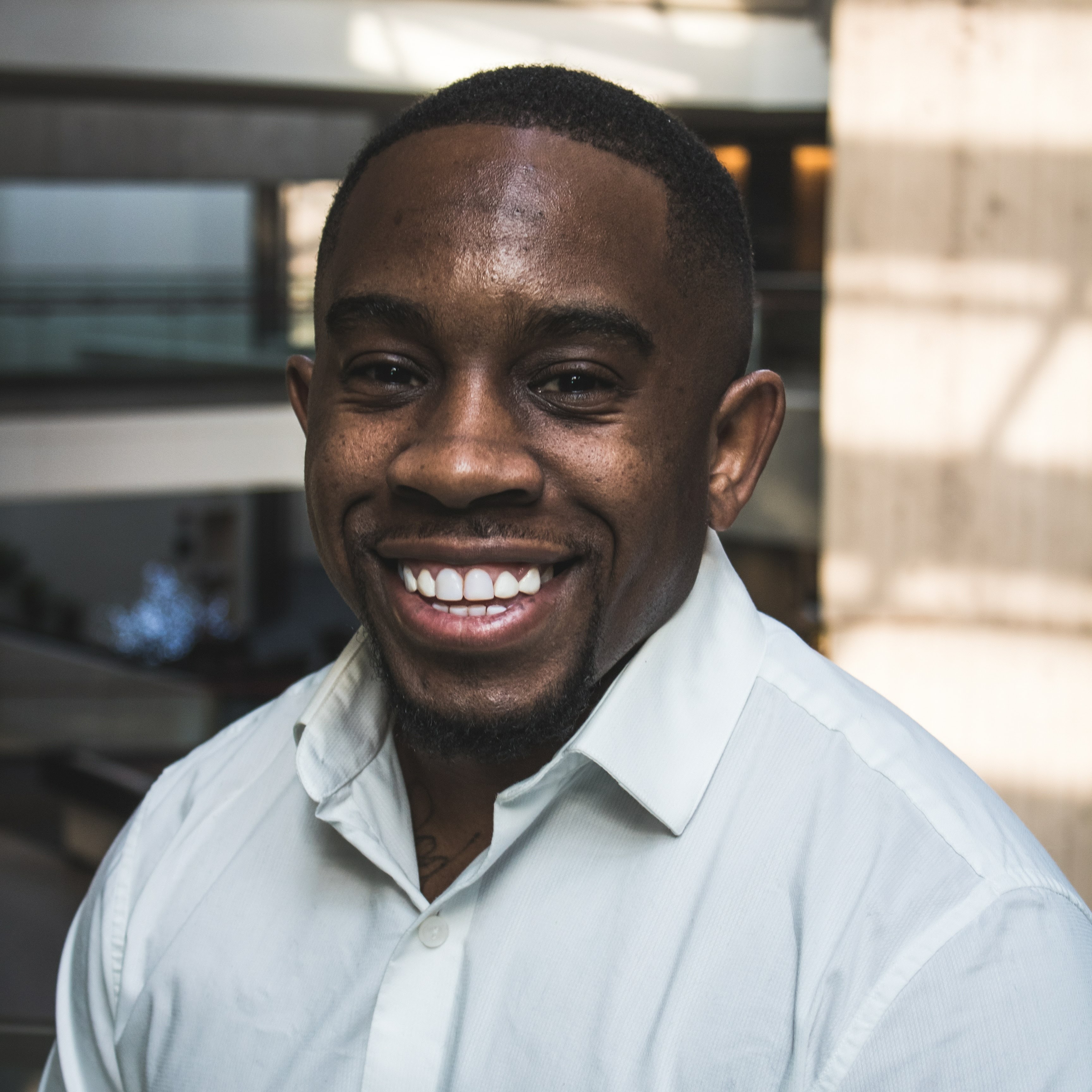 actor Cameron Cottrell large photo