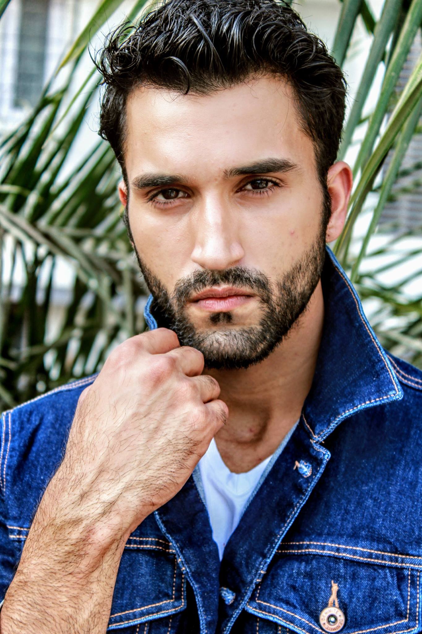 actor Gurfateh Pirzada large photo