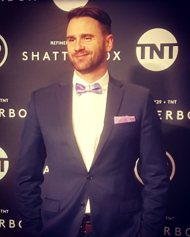 actor Julian Bailey large photo