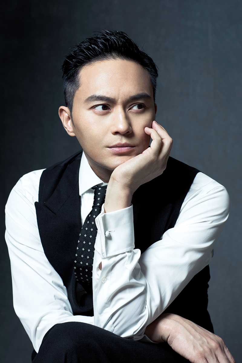 actor Julian Cheung large photo