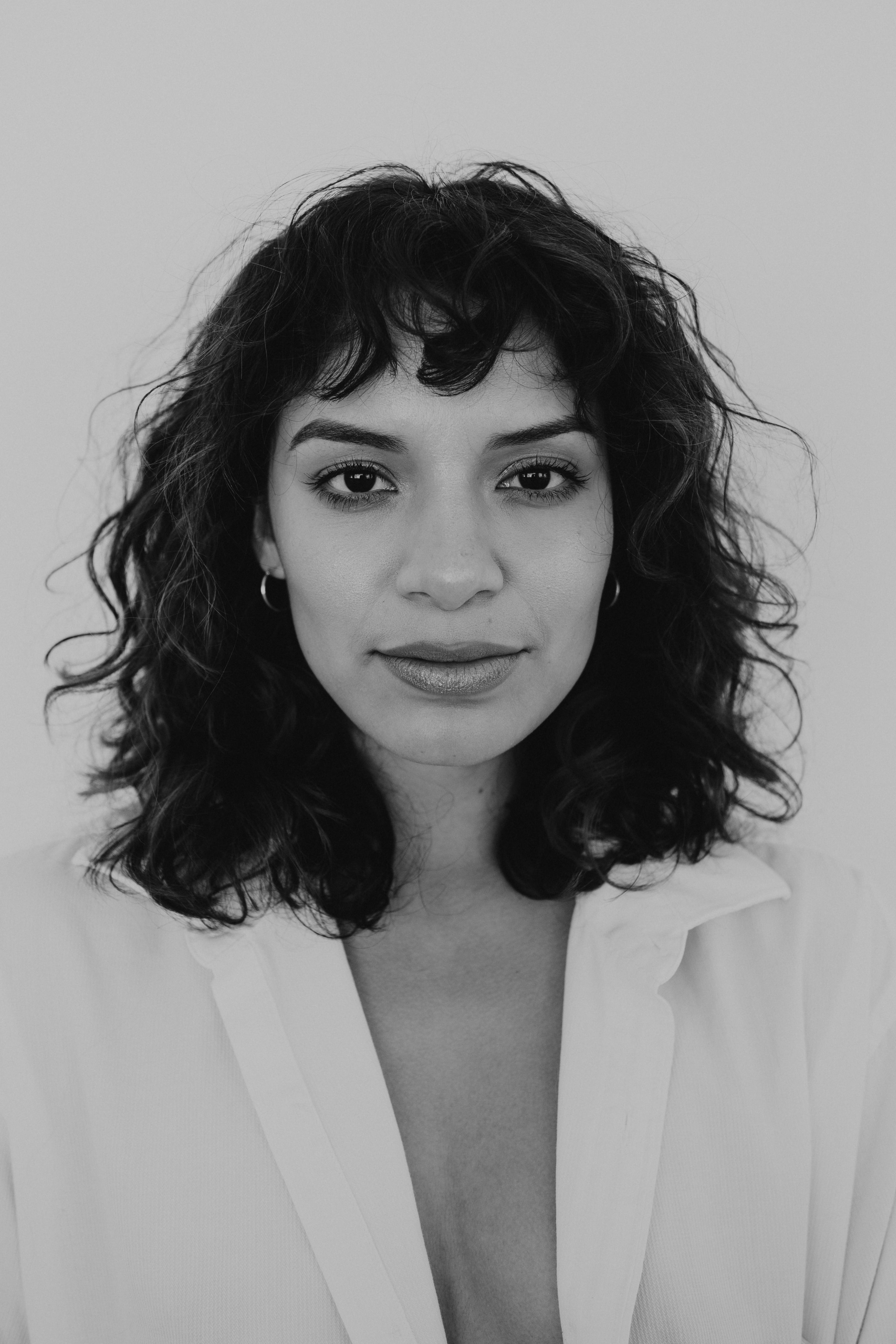 actor Shakira Barrera large photo