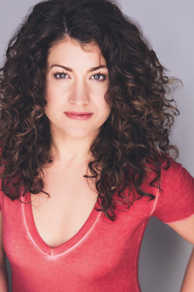 actor Sarah Stiles large photo