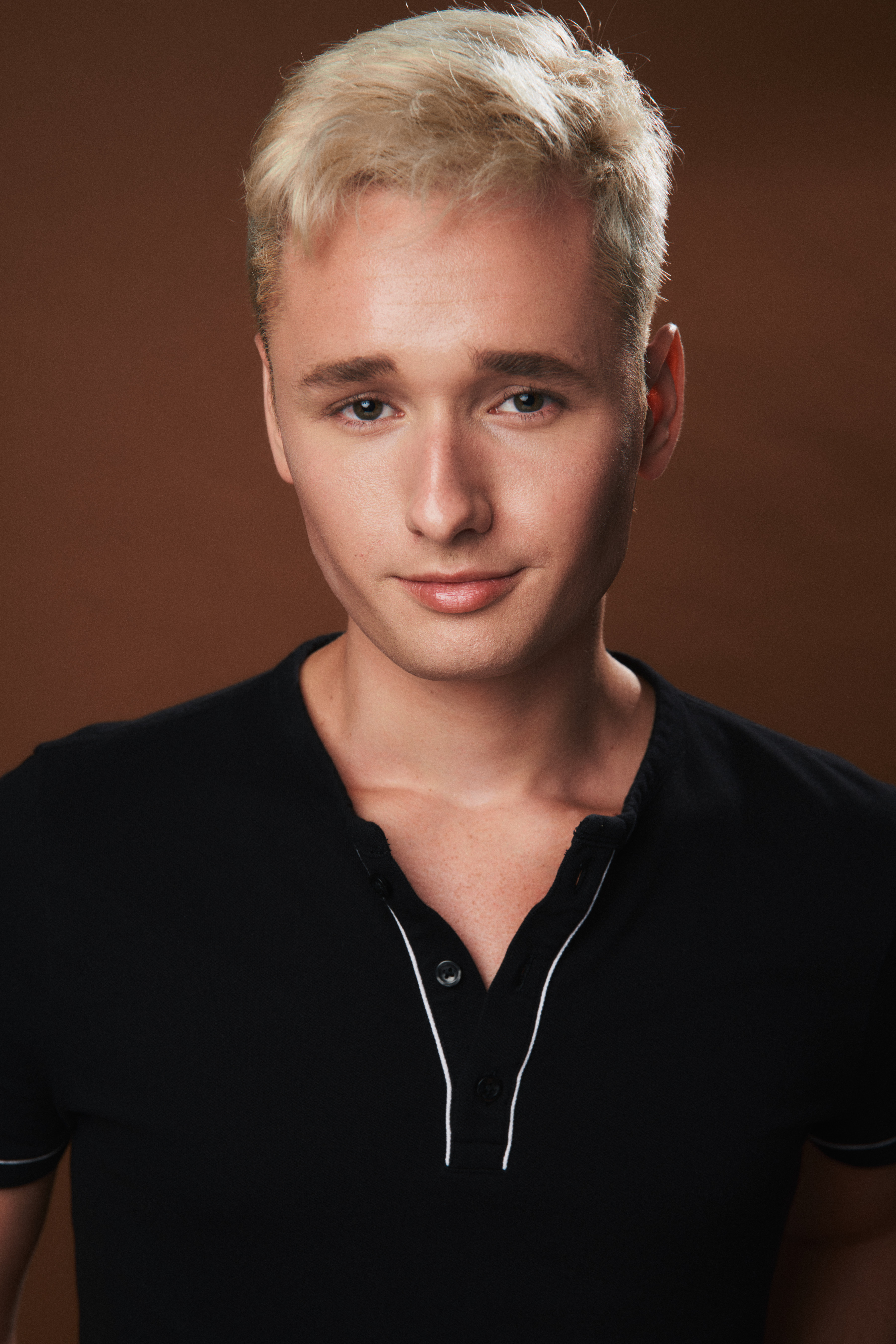 actor Owsley Robinson large photo