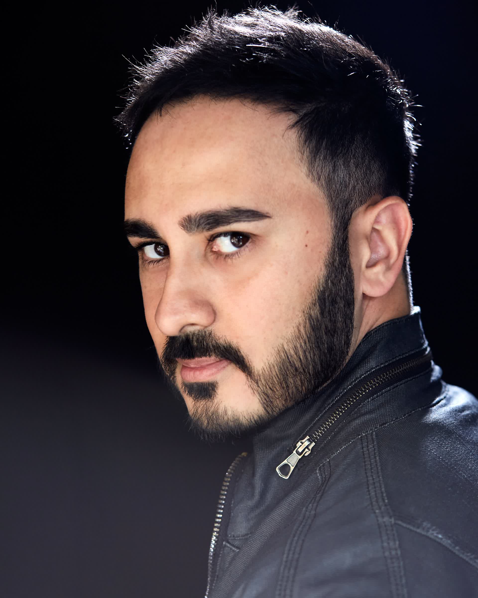 actor Ashwin Gore large photo