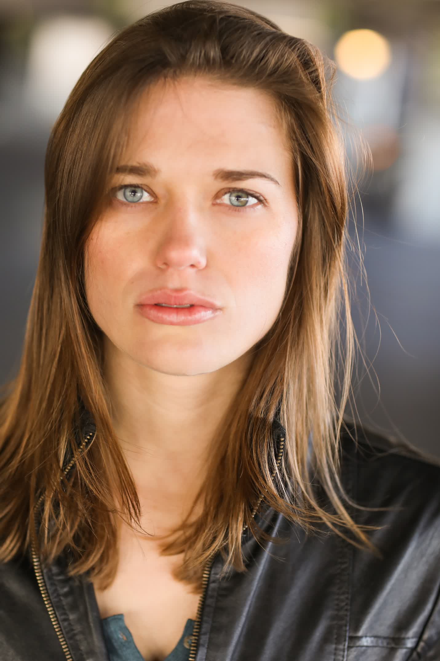 actor Juliene Joyner large photo