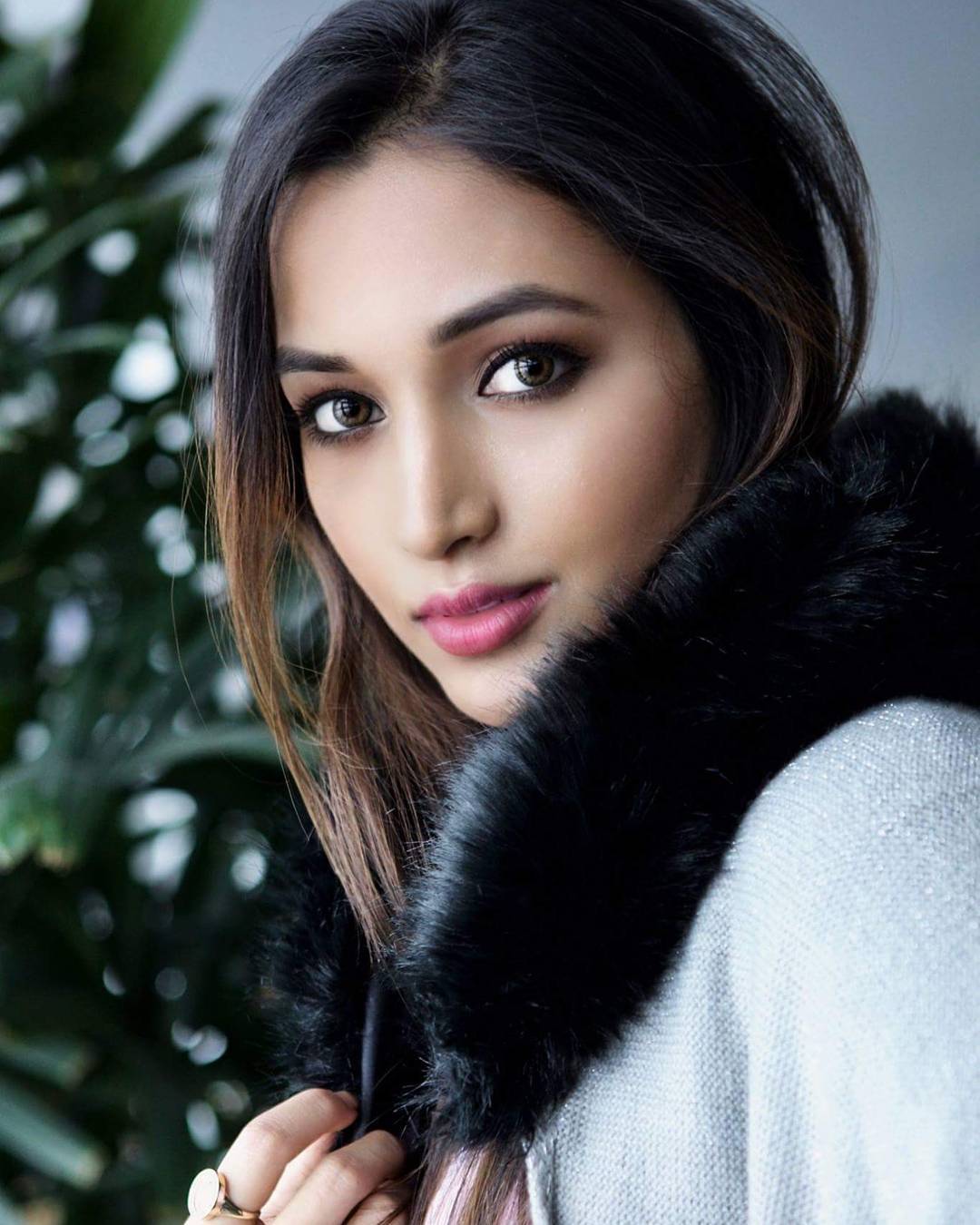 actor Srinidhi Shetty large photo