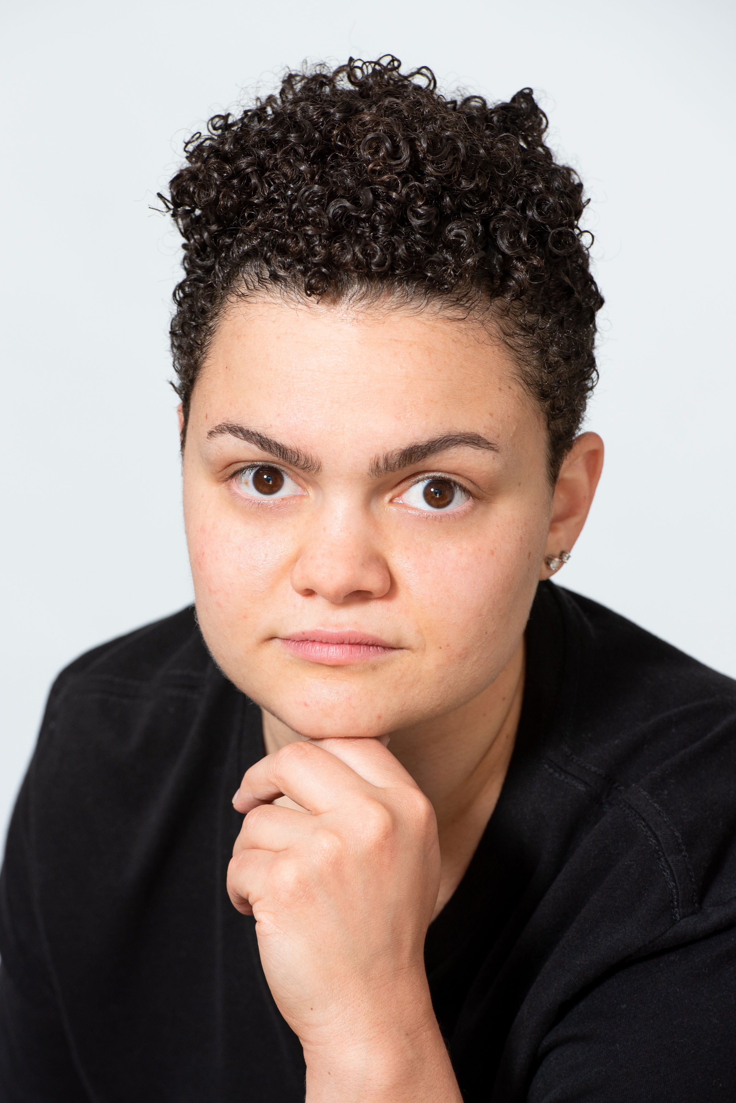 actor Chelsea Lee large photo