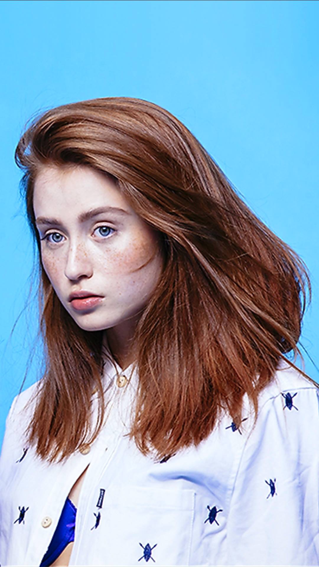 actor Julia Batelaan large photo