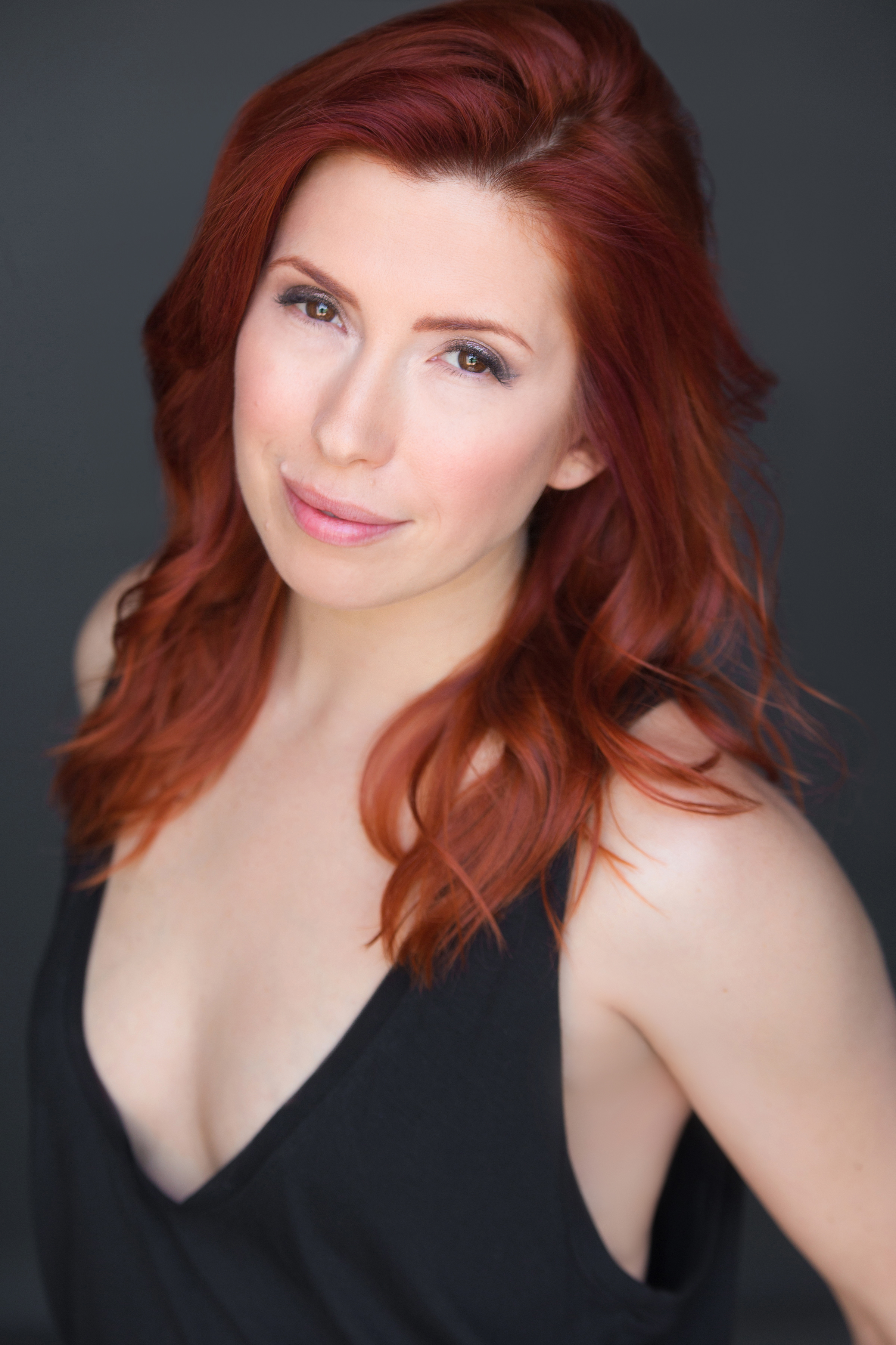 actor Elizabeth Maxwell large photo