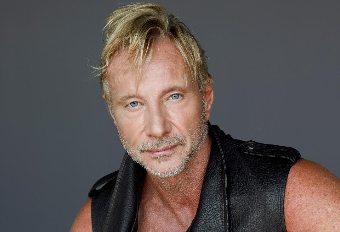 actor Matthias Hues large photo