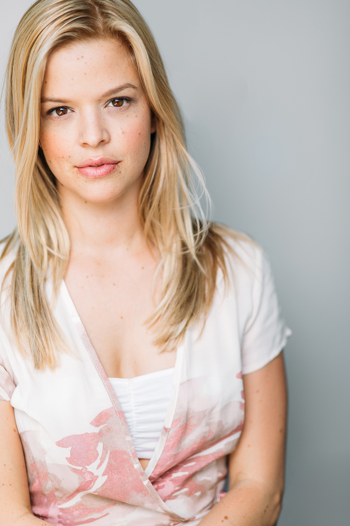 actor Dina De Laurentiis large photo