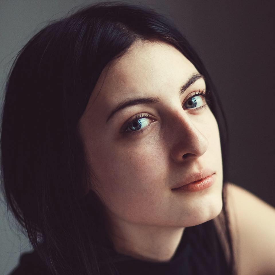 actor Hannah Duke large photo