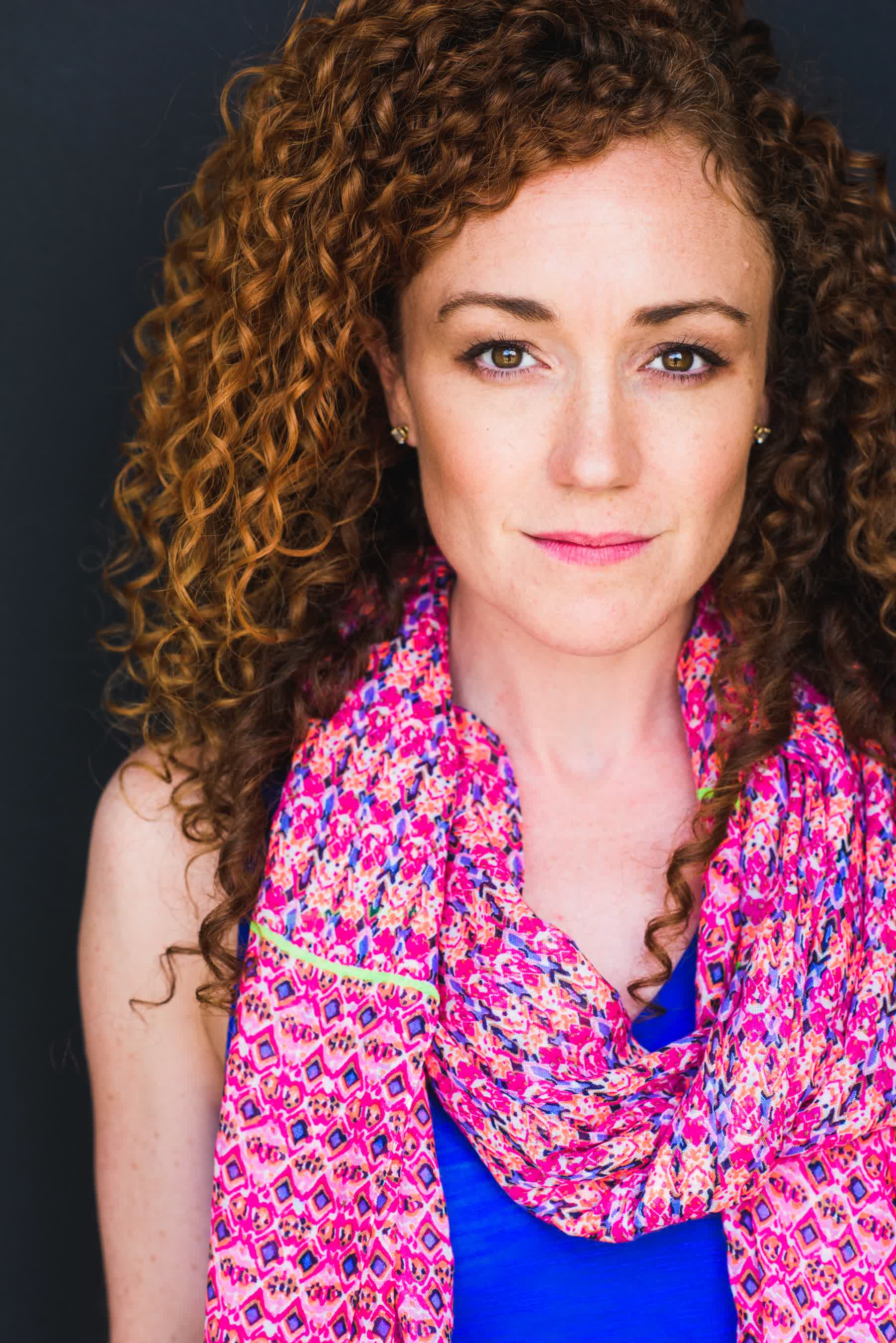 actor Joanna Strapp large photo