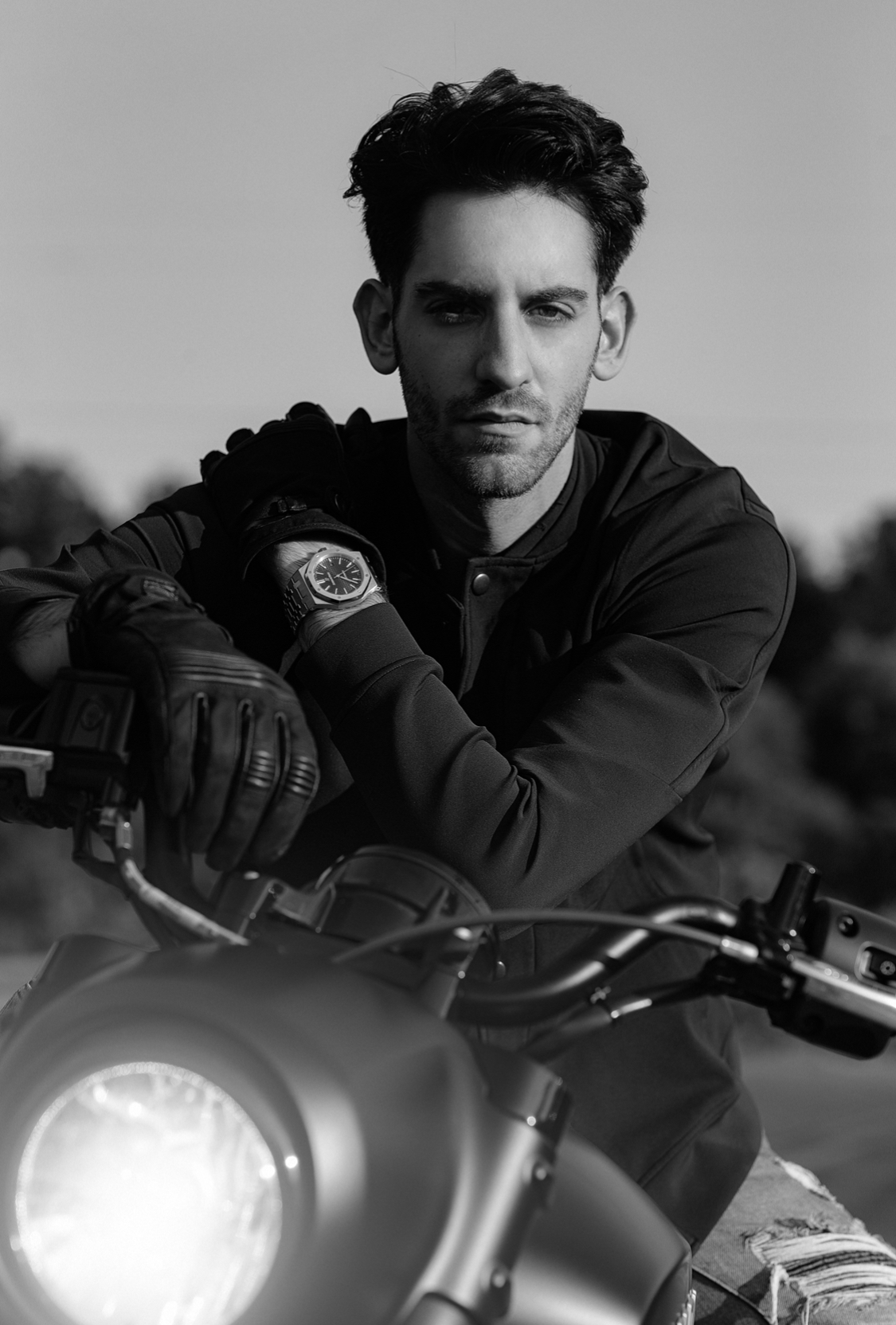 actor Noah Bain Garret large photo