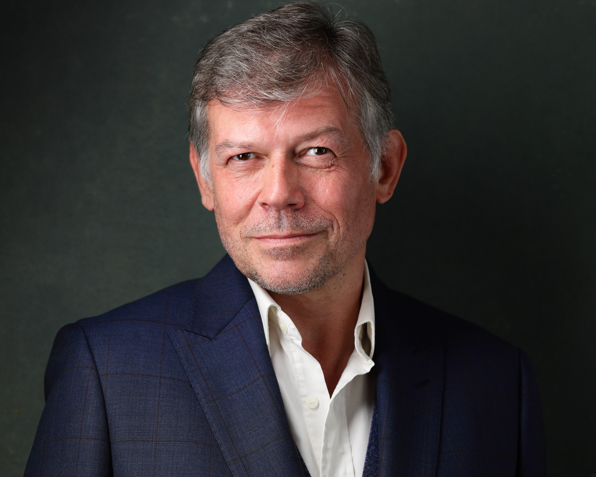 actor Roland Stone large photo