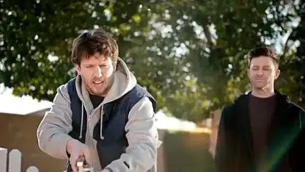 Trailer thumbnail