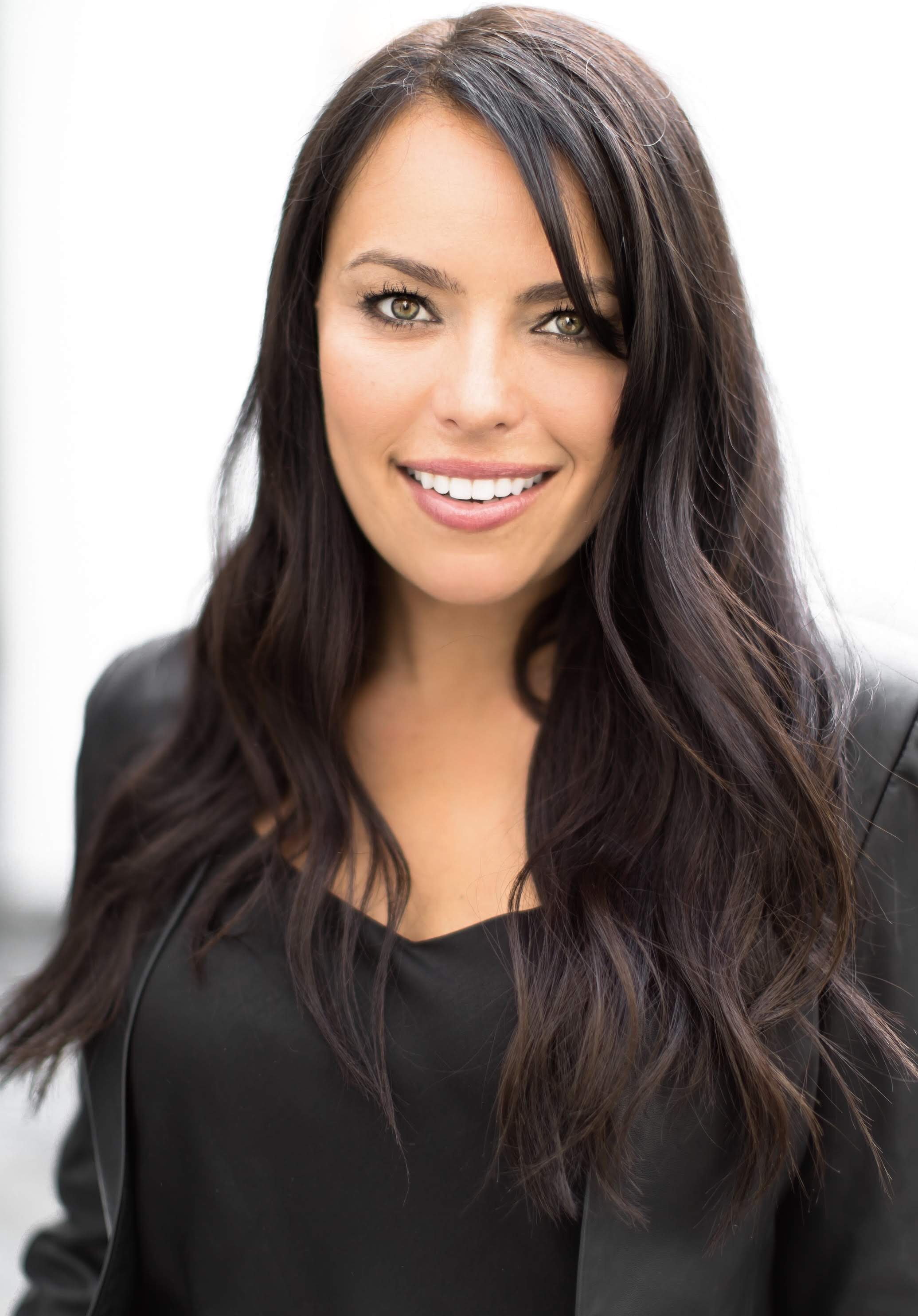 actor Gigi Orsillo large photo