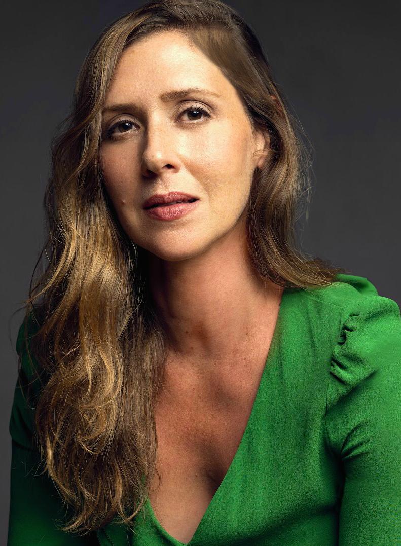 actor Miriam Silverman large photo