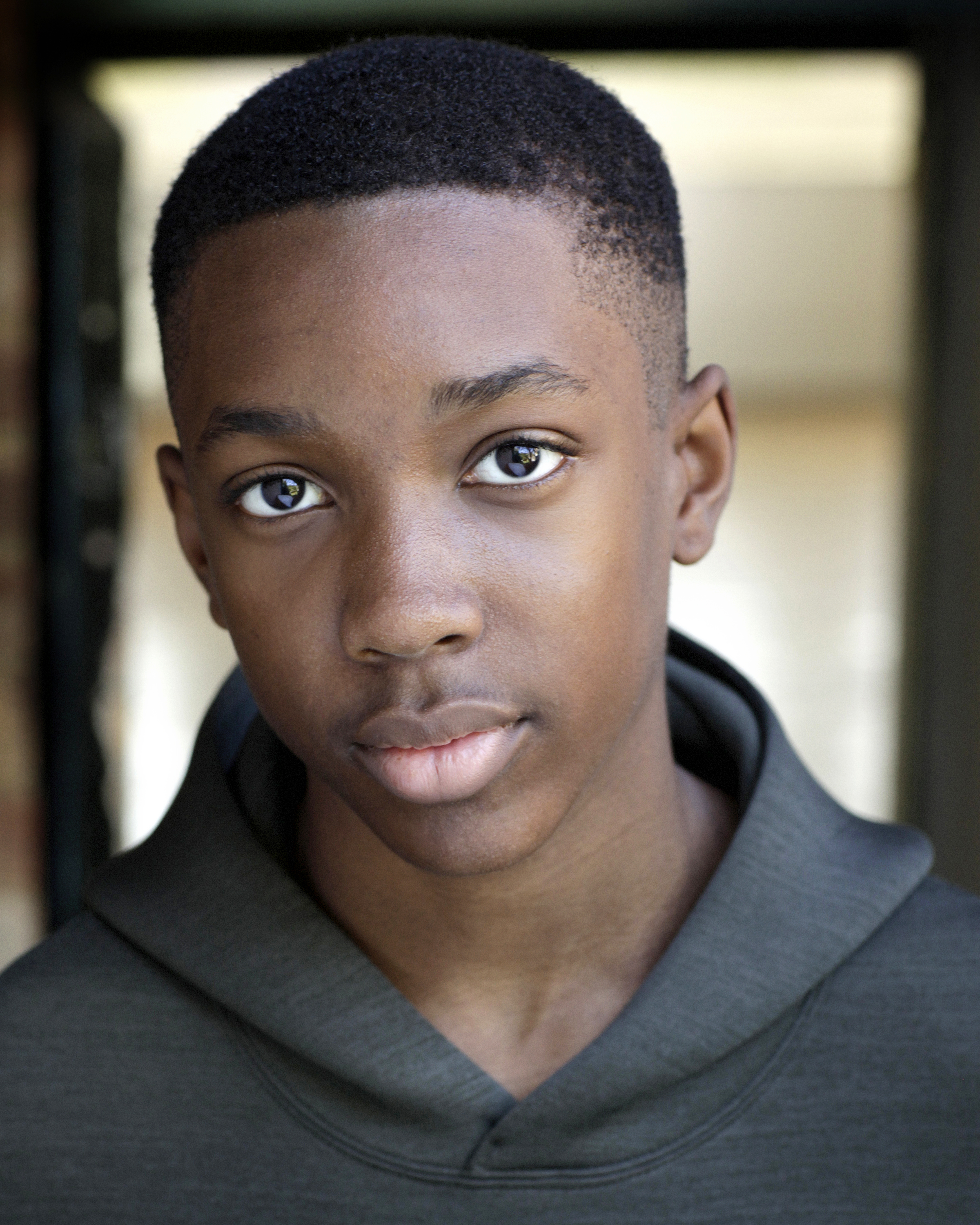 actor Kieron L. Dyer large photo