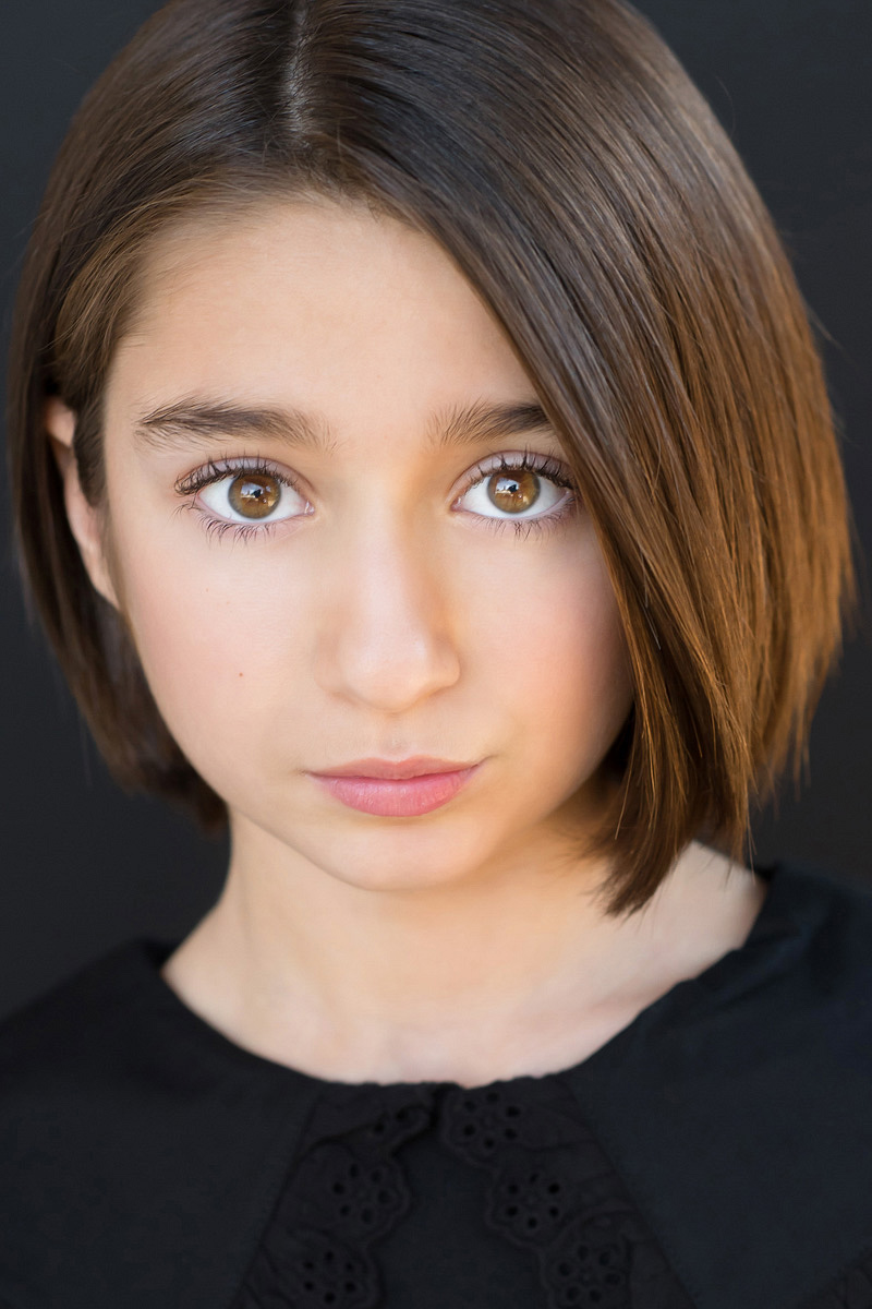 actor Stella Edwards large photo