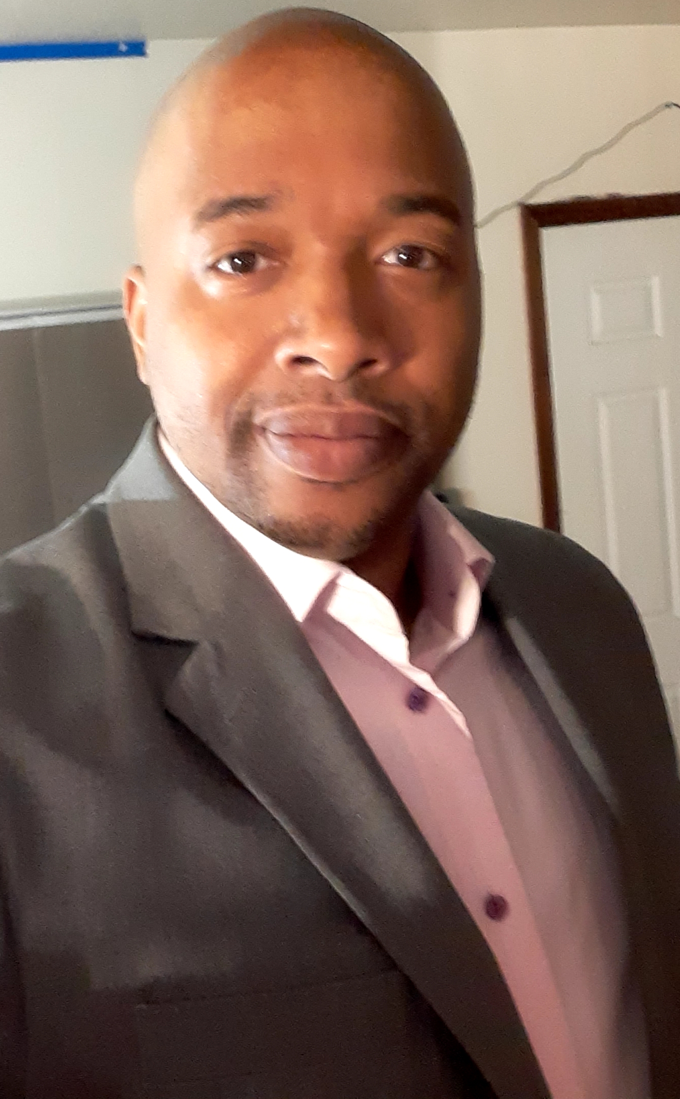 actor Matthias Sebastiun Garry large photo