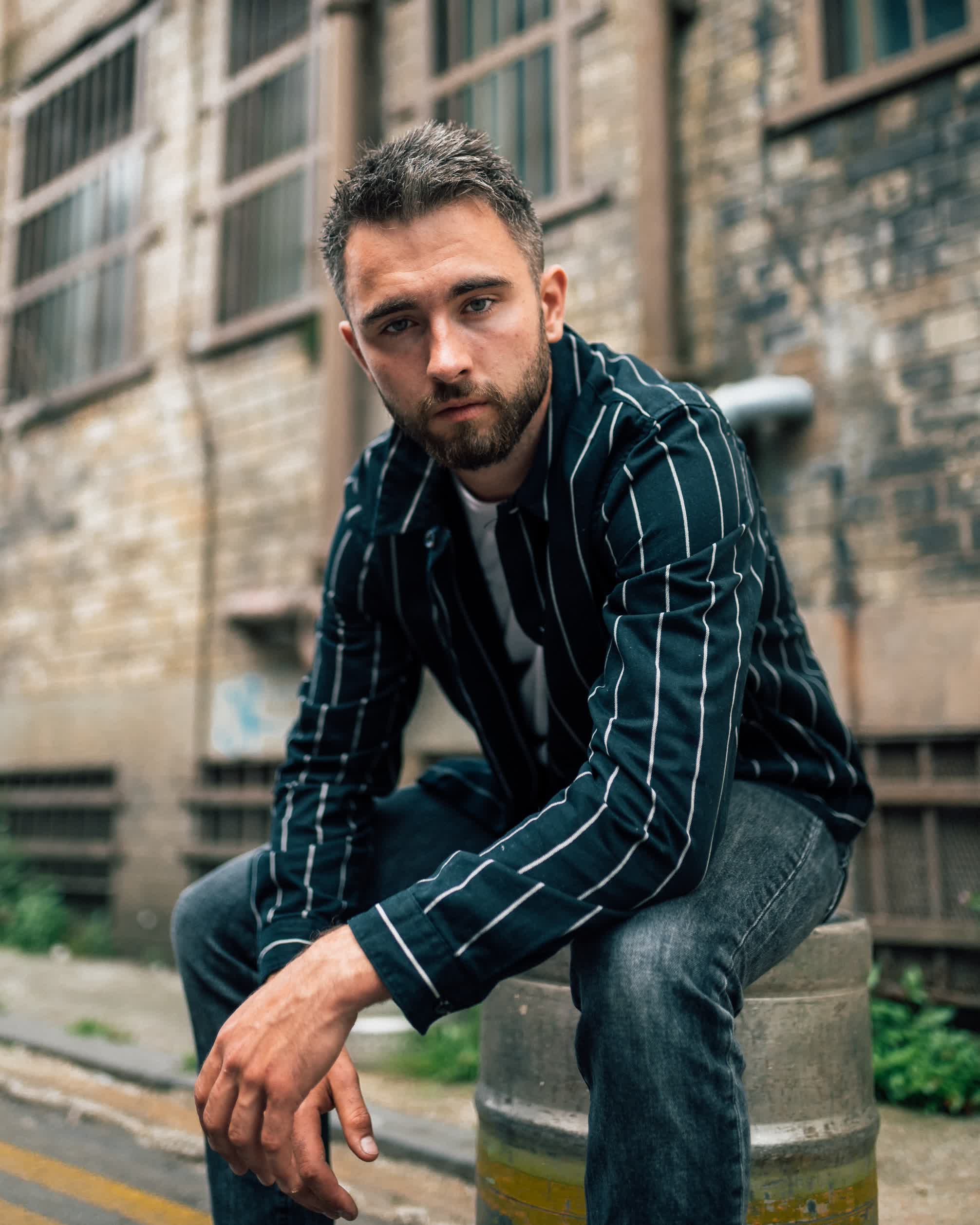 actor Rian Gordon large photo