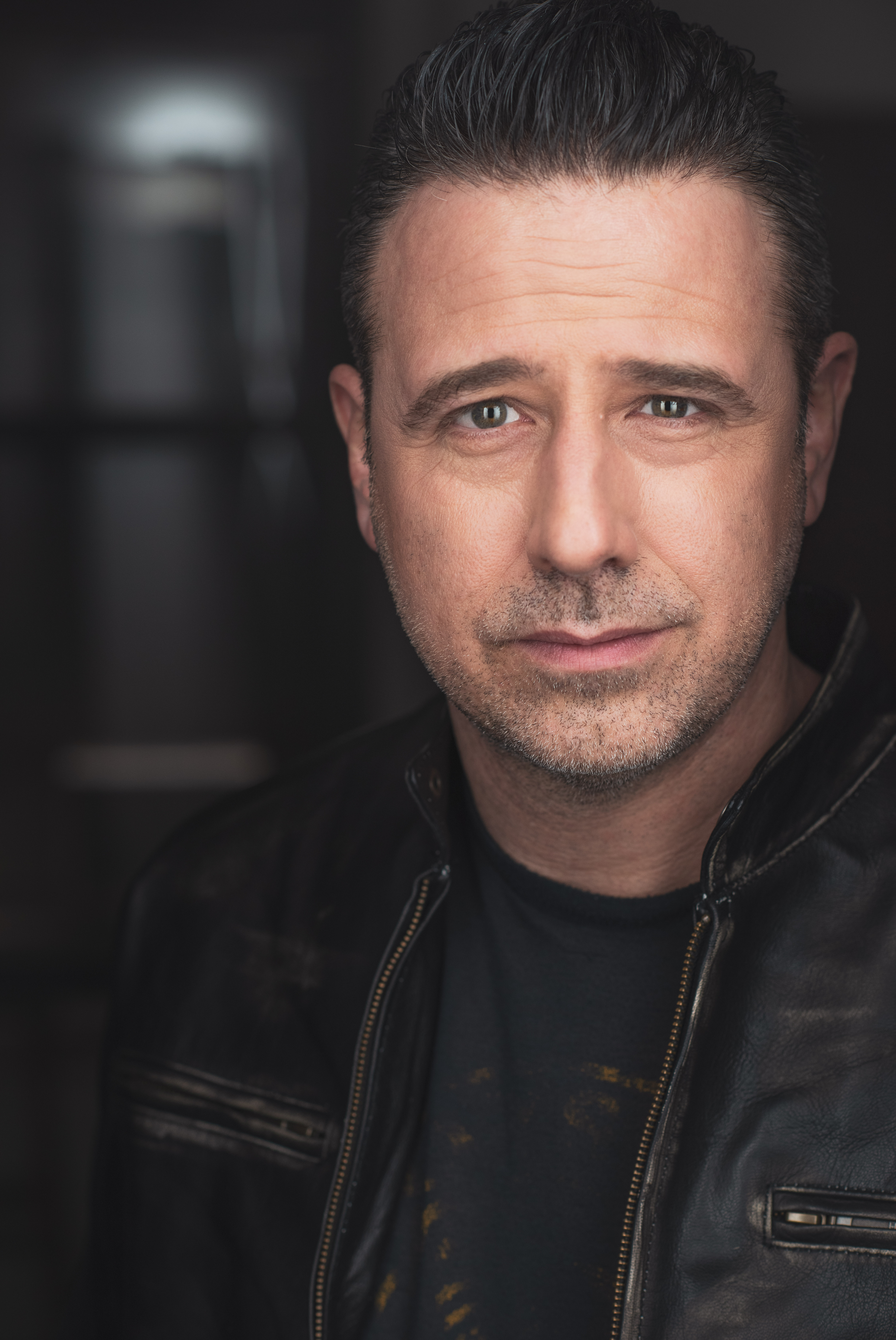 actor Mike Keller large photo