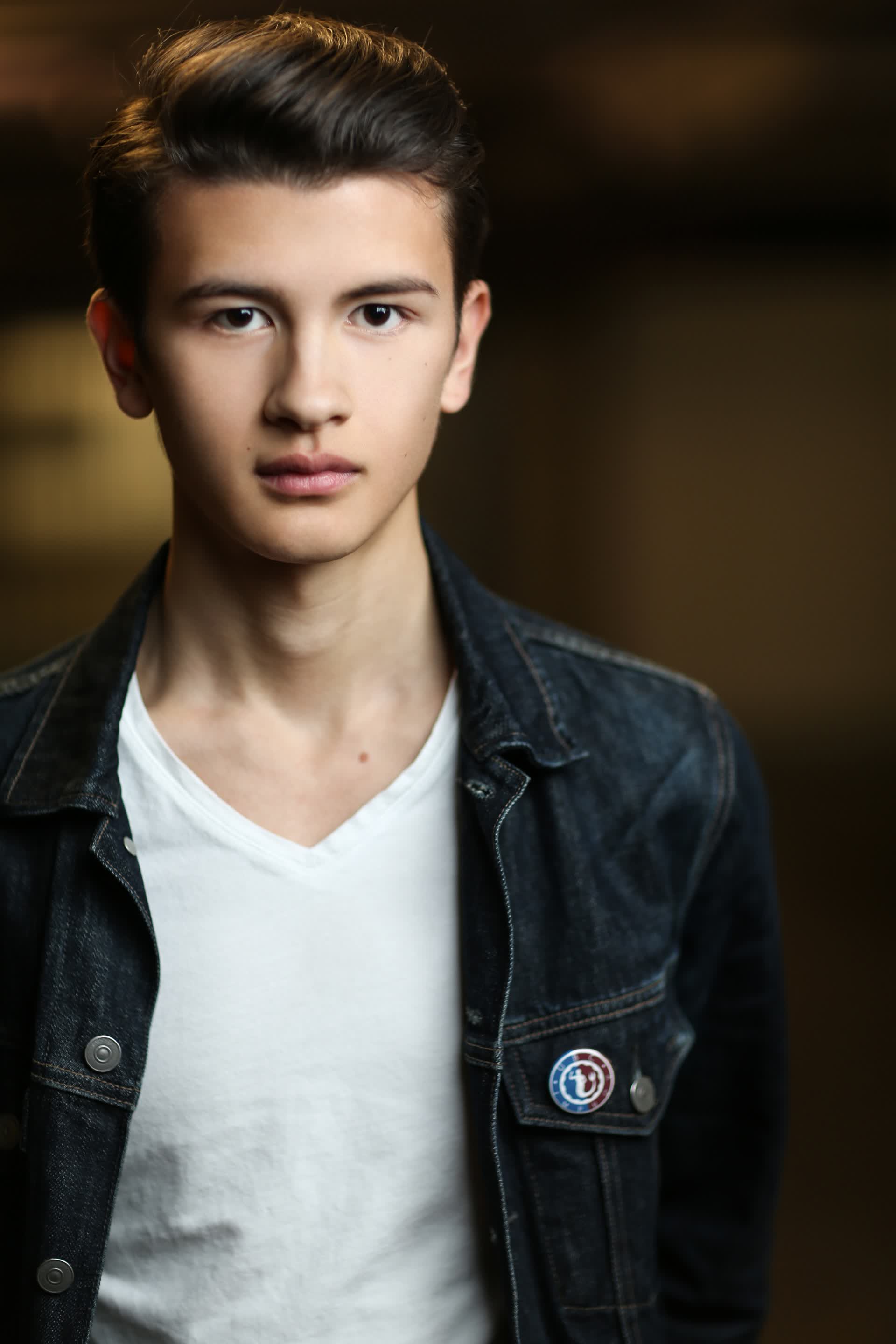 actor Aidan Parker large photo