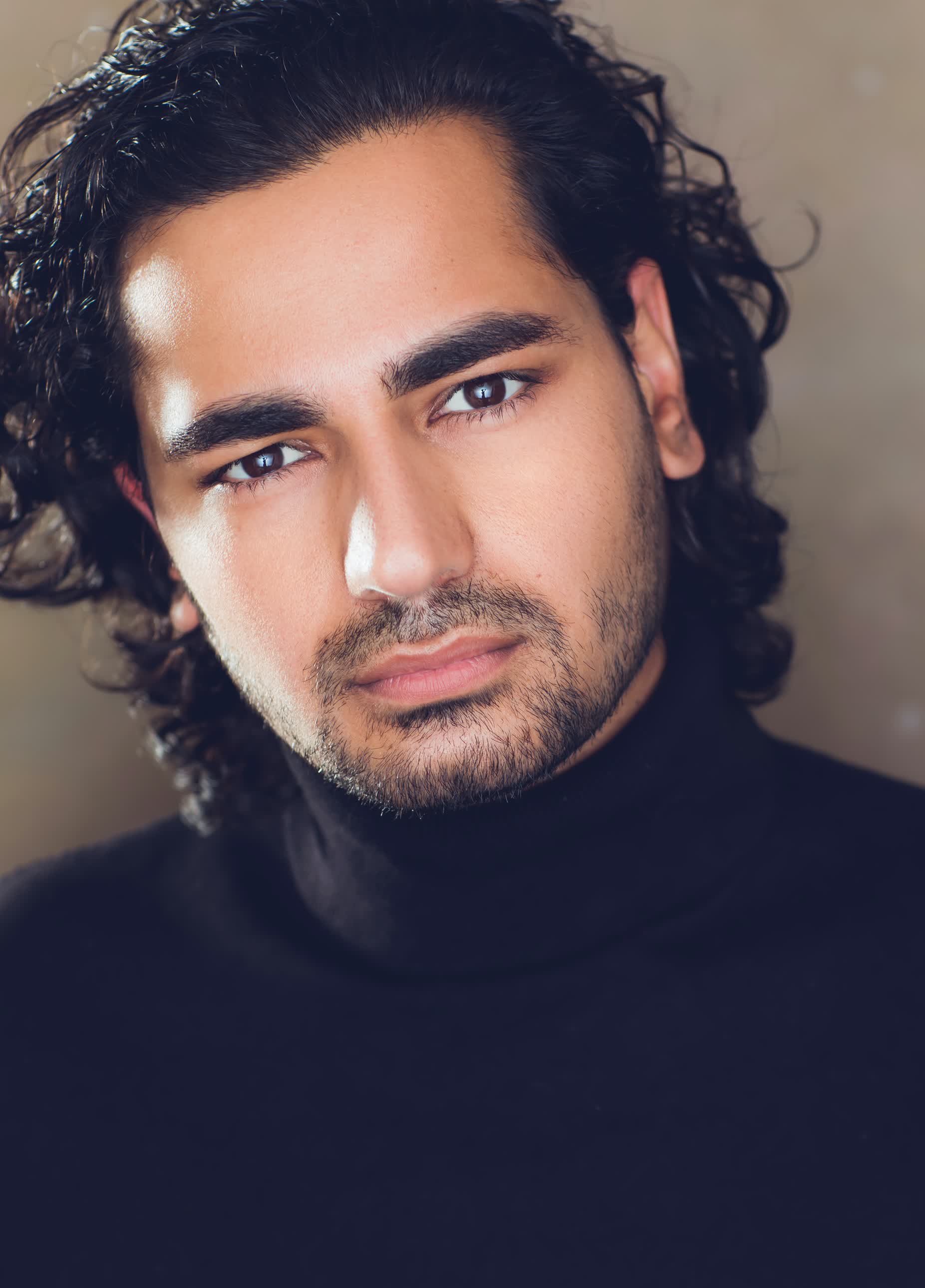 actor Rafael Silva large photo