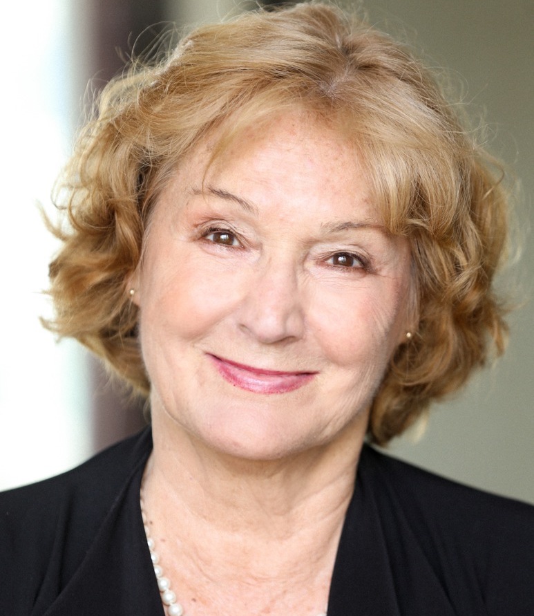 actor Colette Kraffe large photo