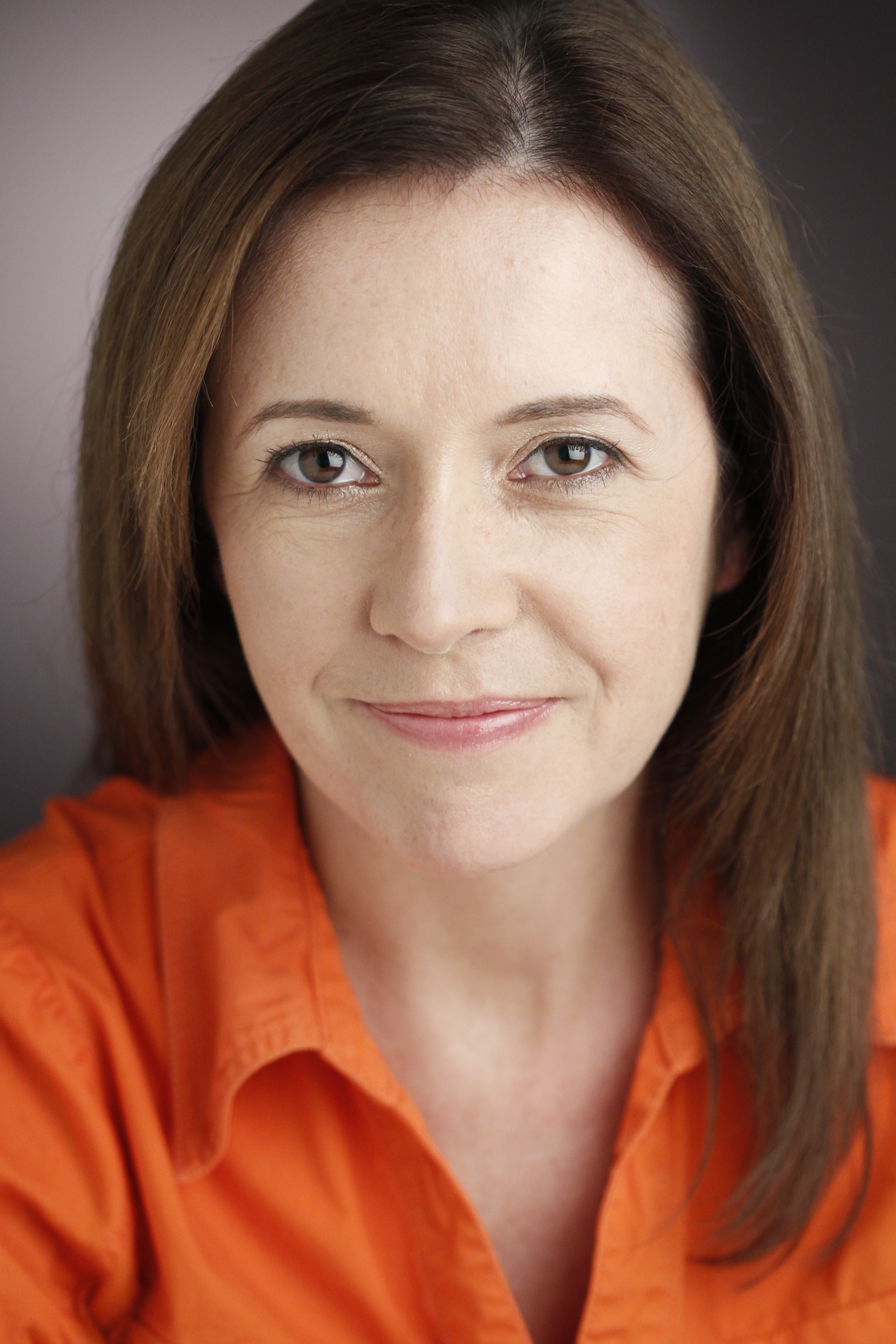 actor Clare Pickering large photo