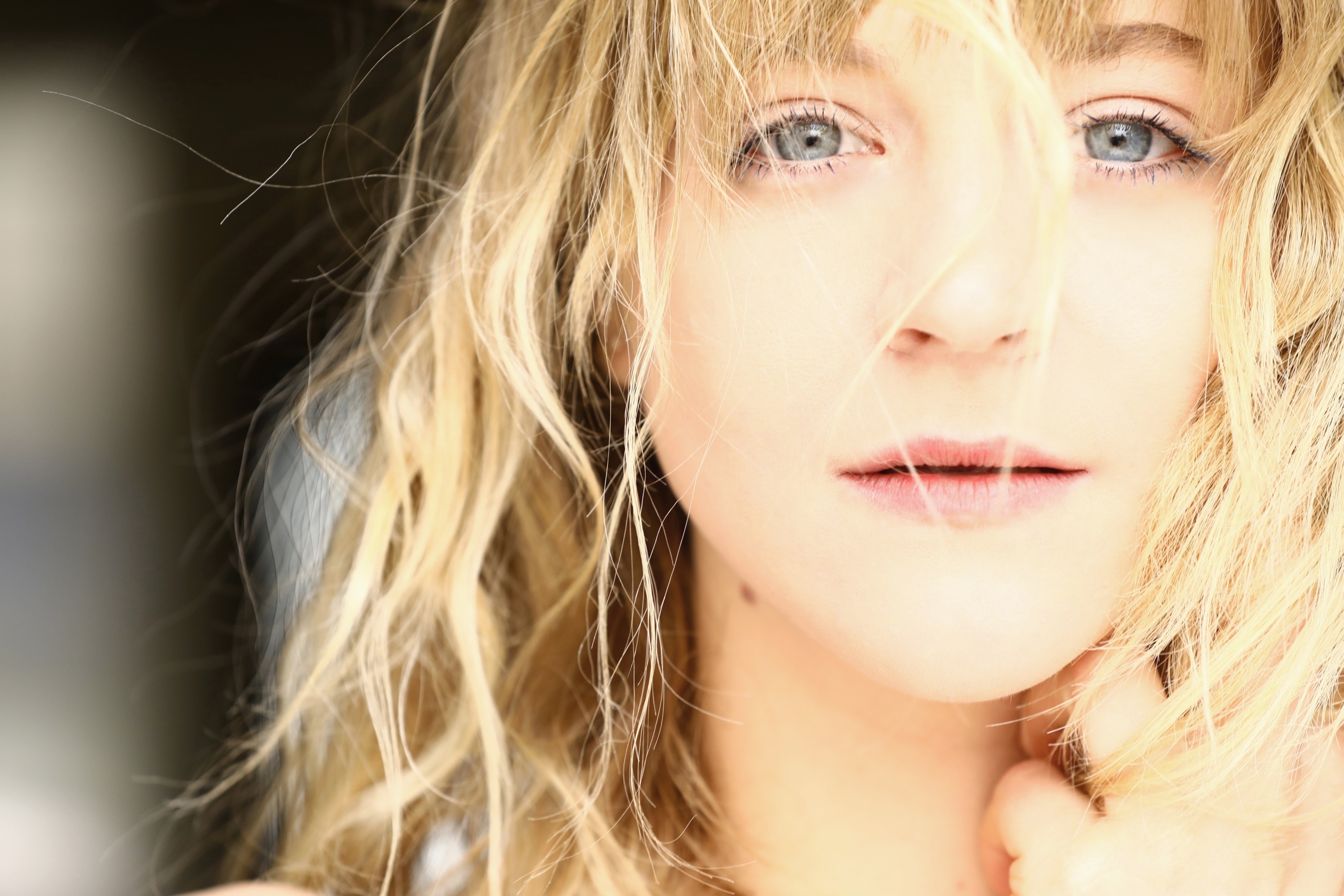 actor Mathilde Dehaye large photo