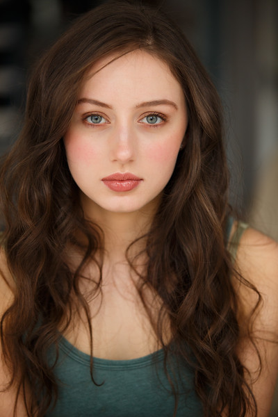 actor Scarlett Sperduto large photo