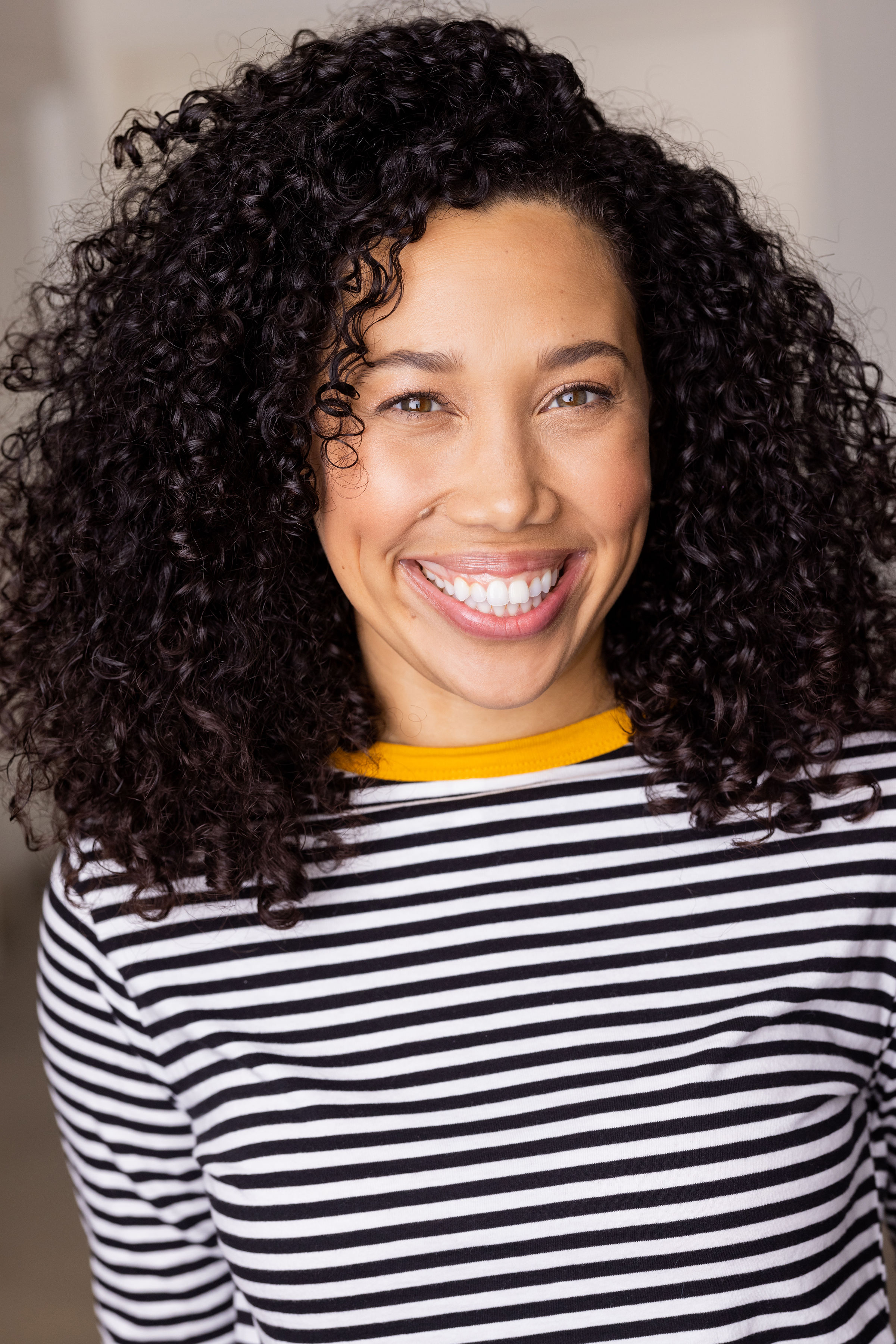 actor Vivian Gil large photo