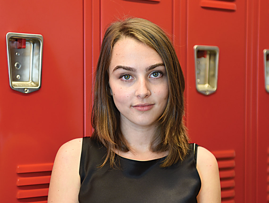 actor Sophie Levy large photo