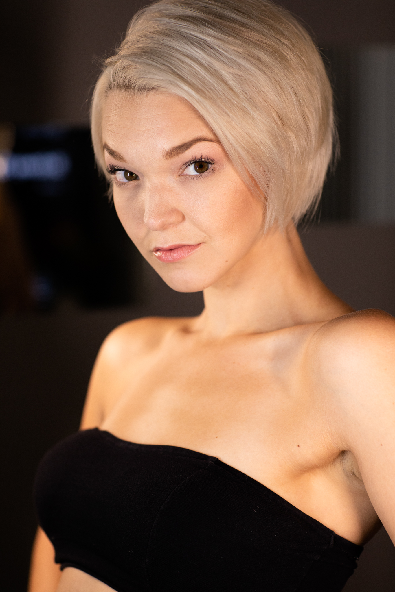 actor Jennifer Lin Norman large photo