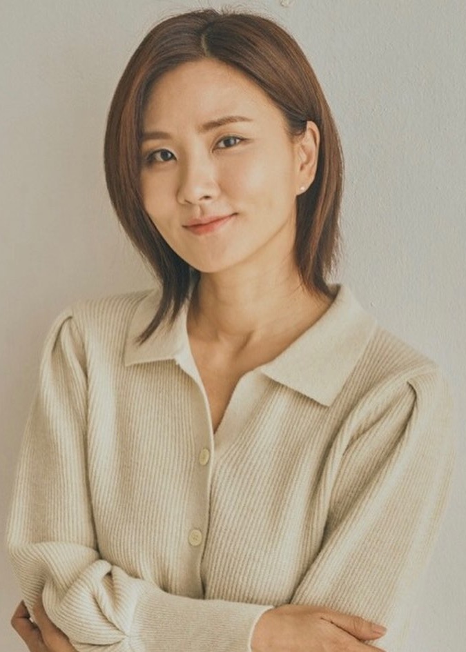 actor Park Yoo-mil large photo