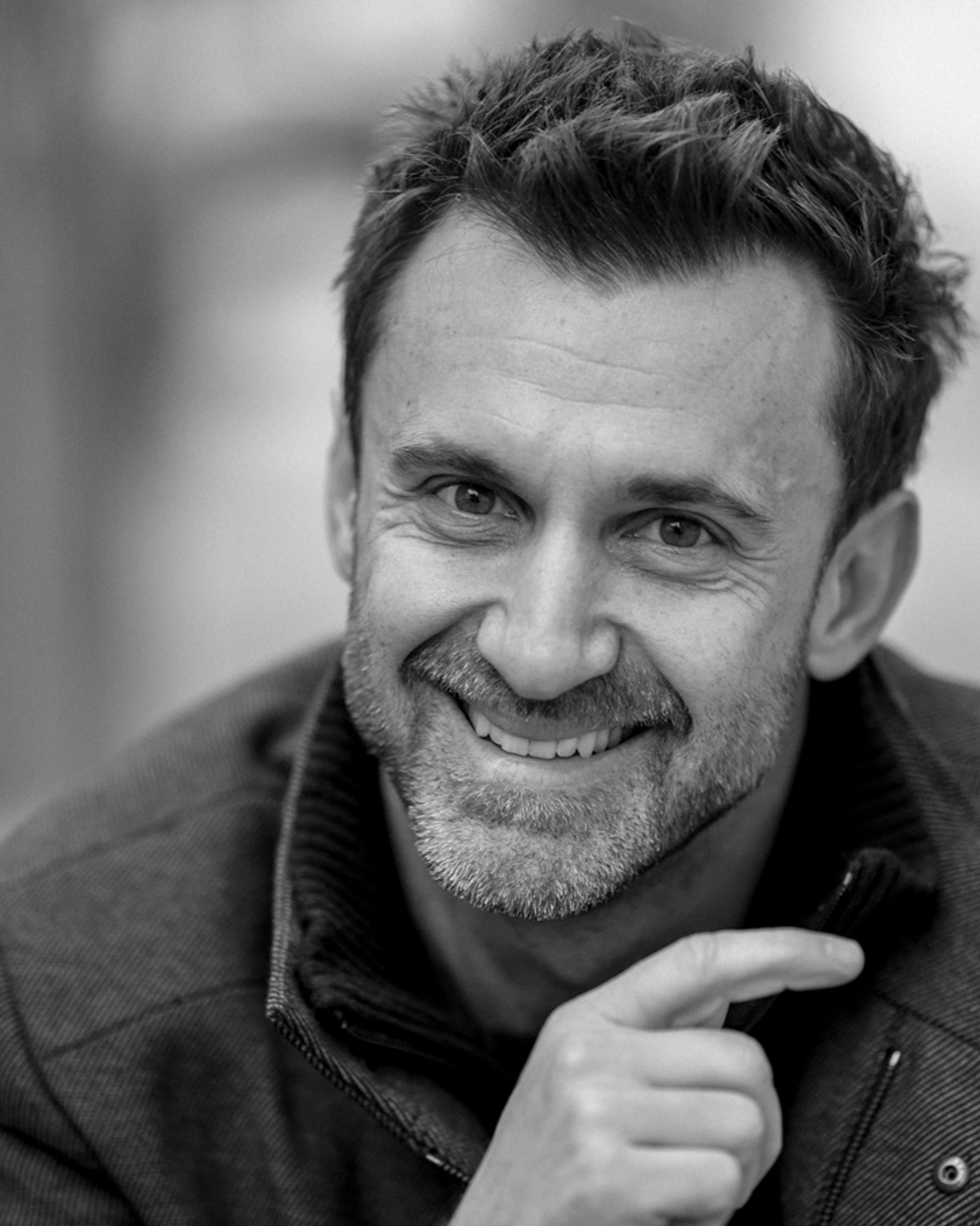 actor Martin Budny large photo