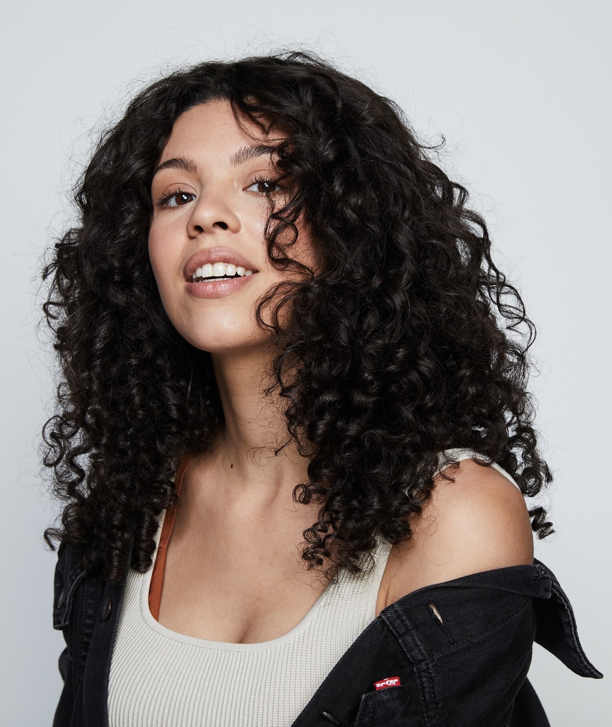 actor Kyra Tantao large photo