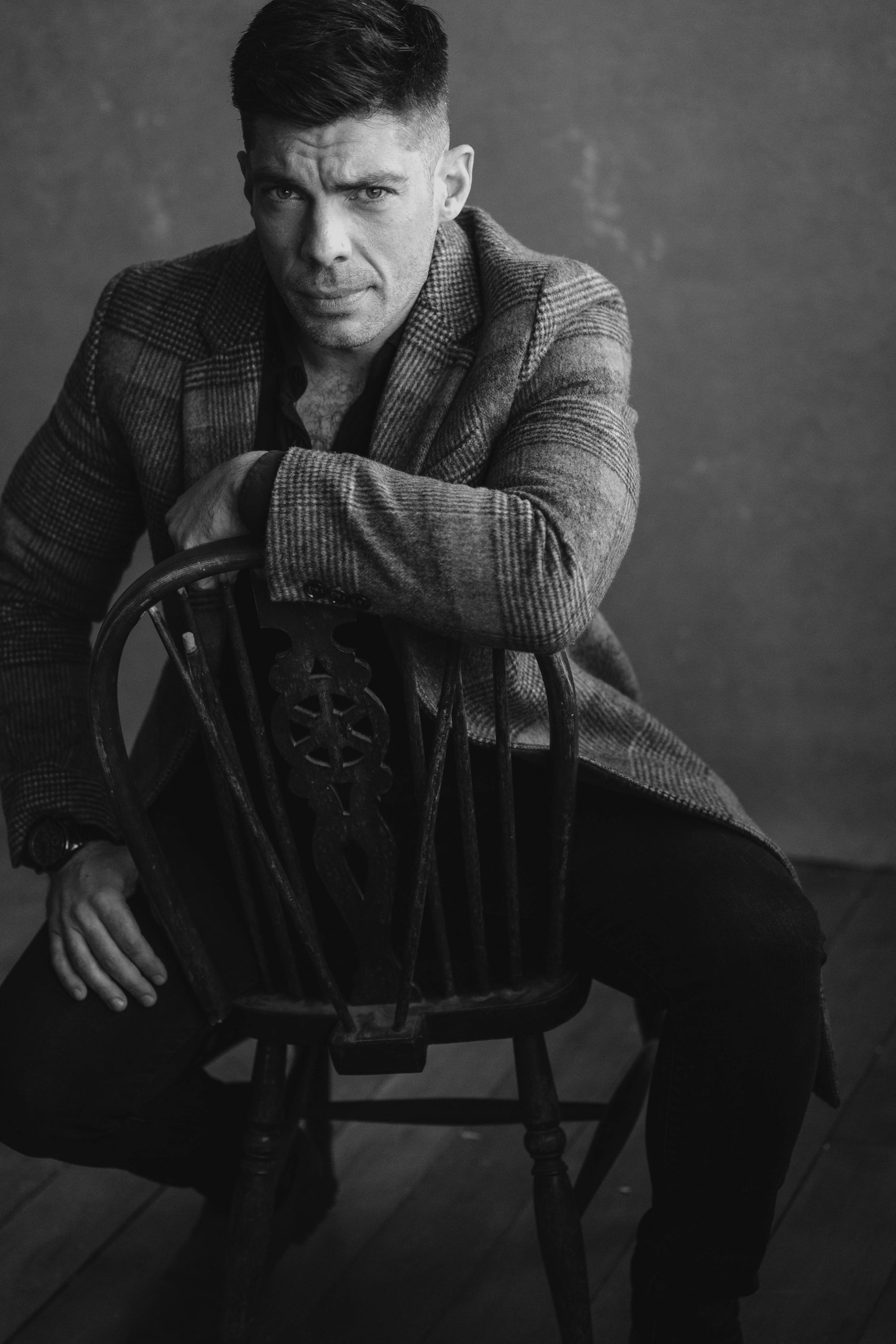 actor Ronan Summers large photo