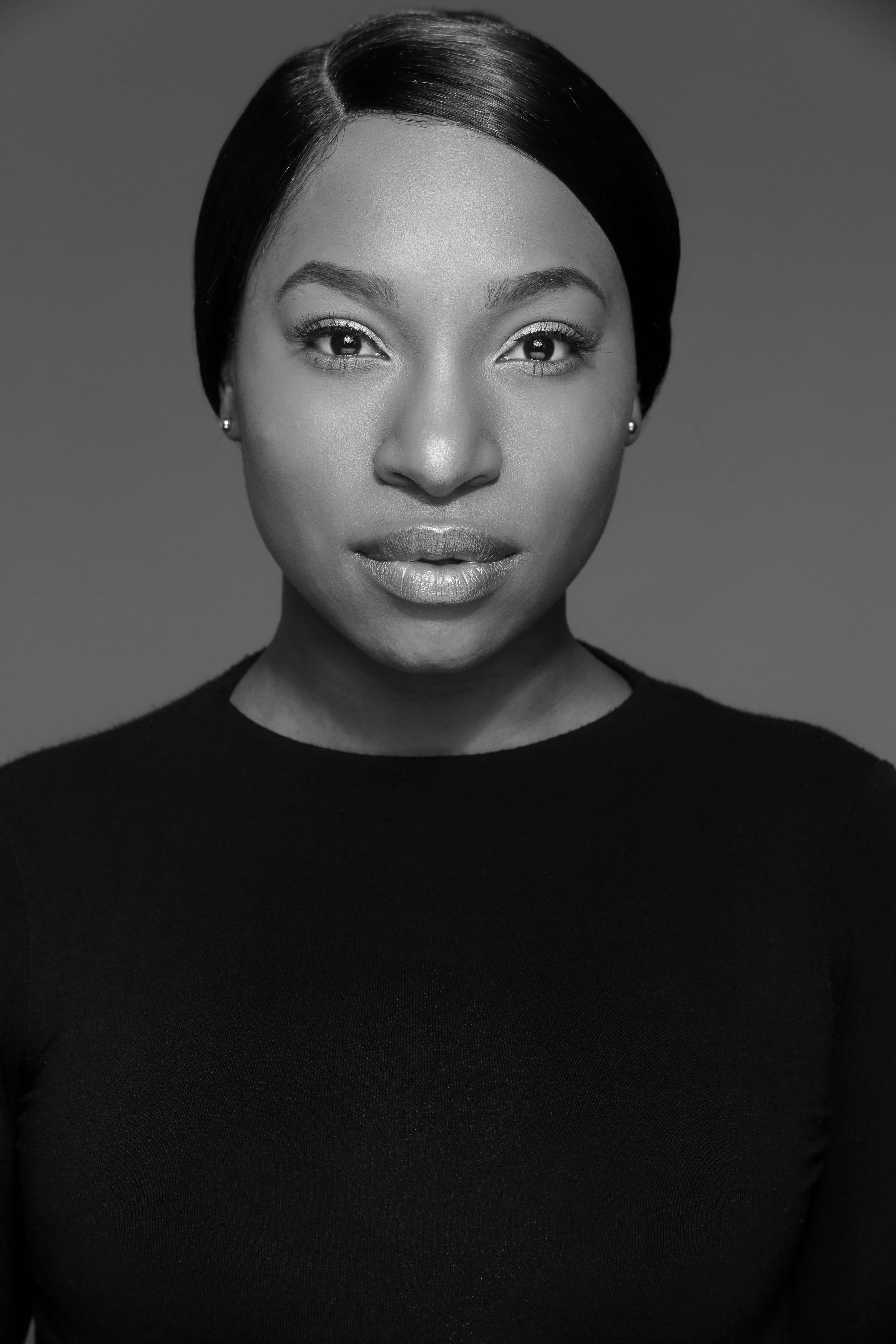 actor Kyndra Mack large photo