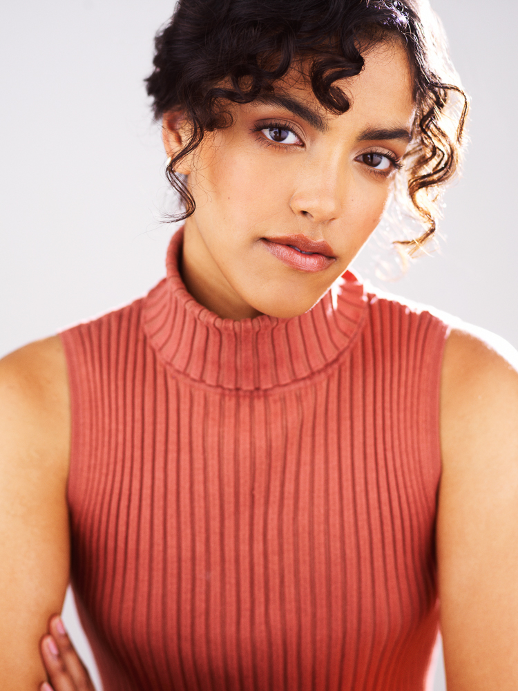 actor Nicole Tio large photo