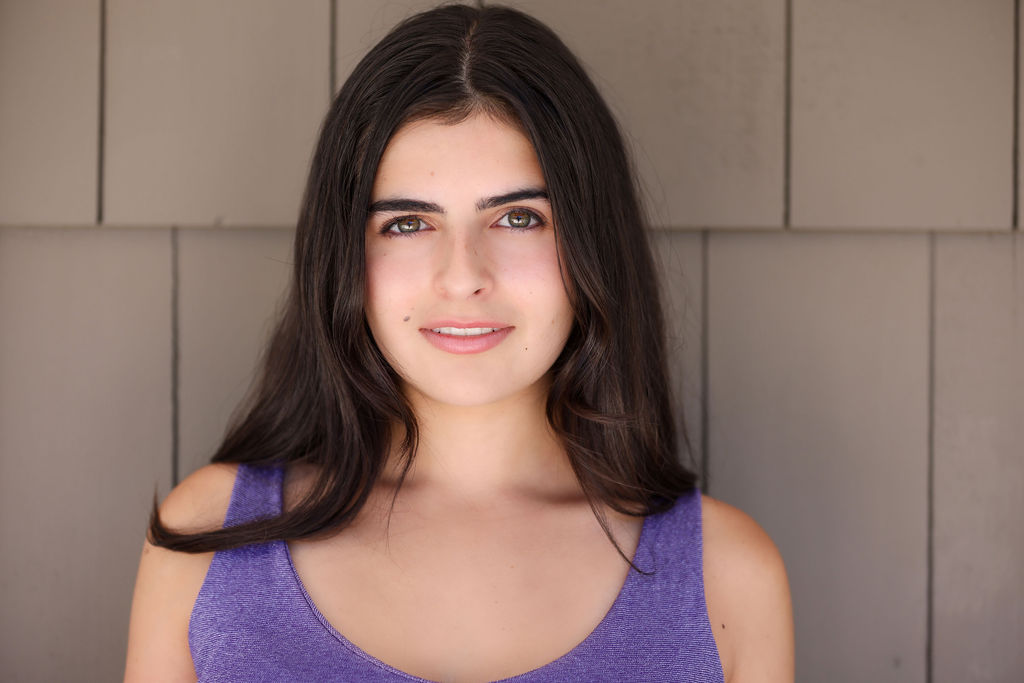 actor Michaela Sasner large photo