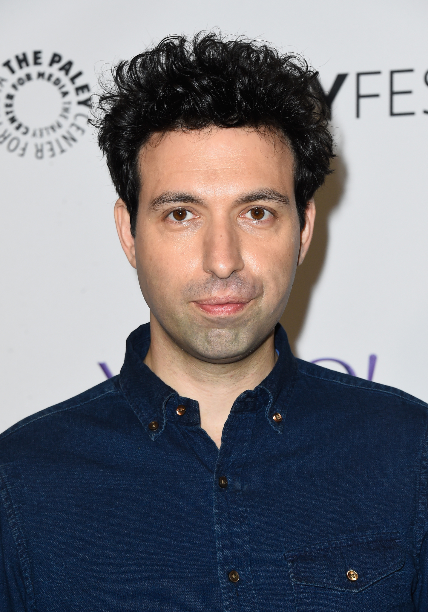 actor Alex Karpovsky large photo