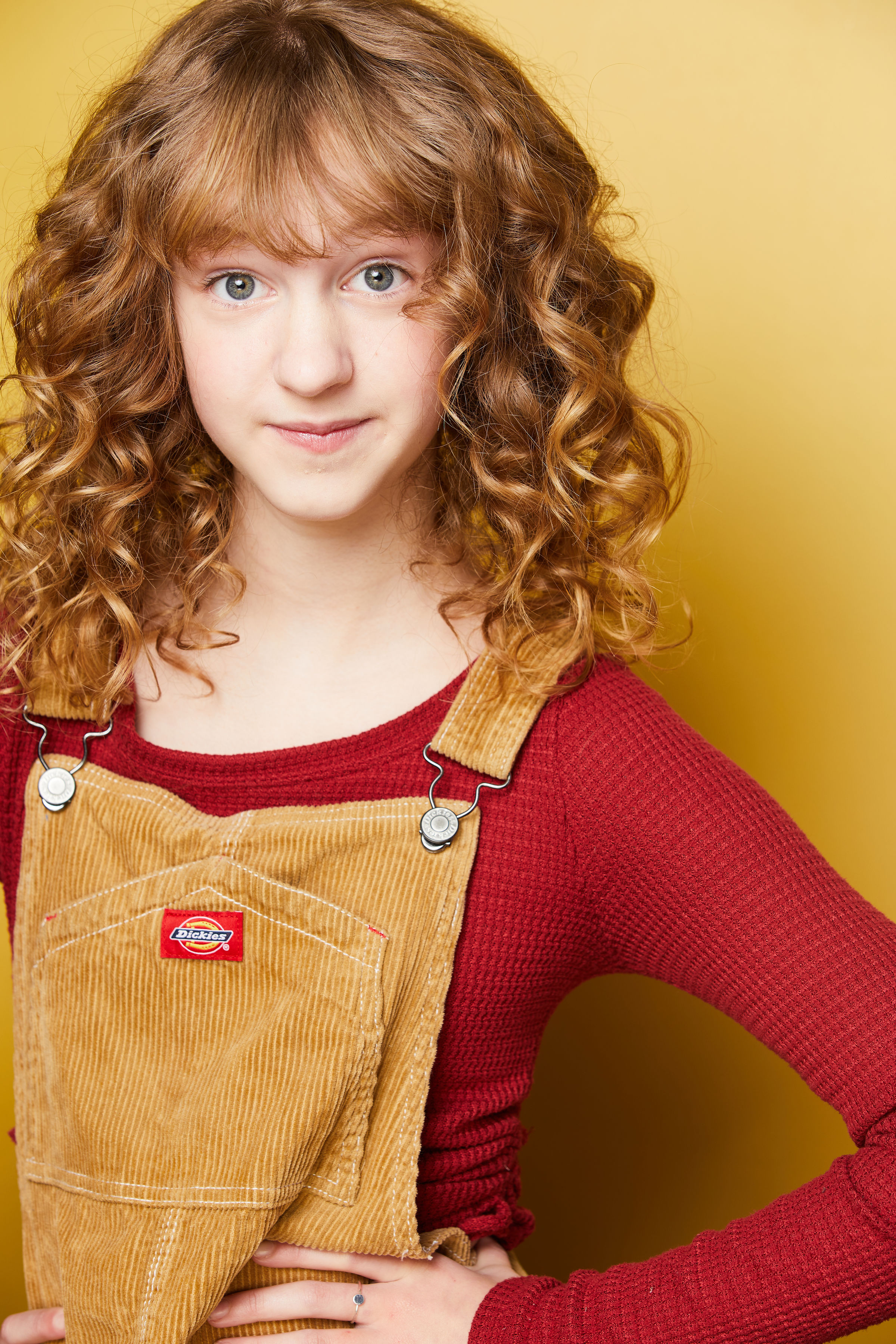 actor Madisyn Wood large photo